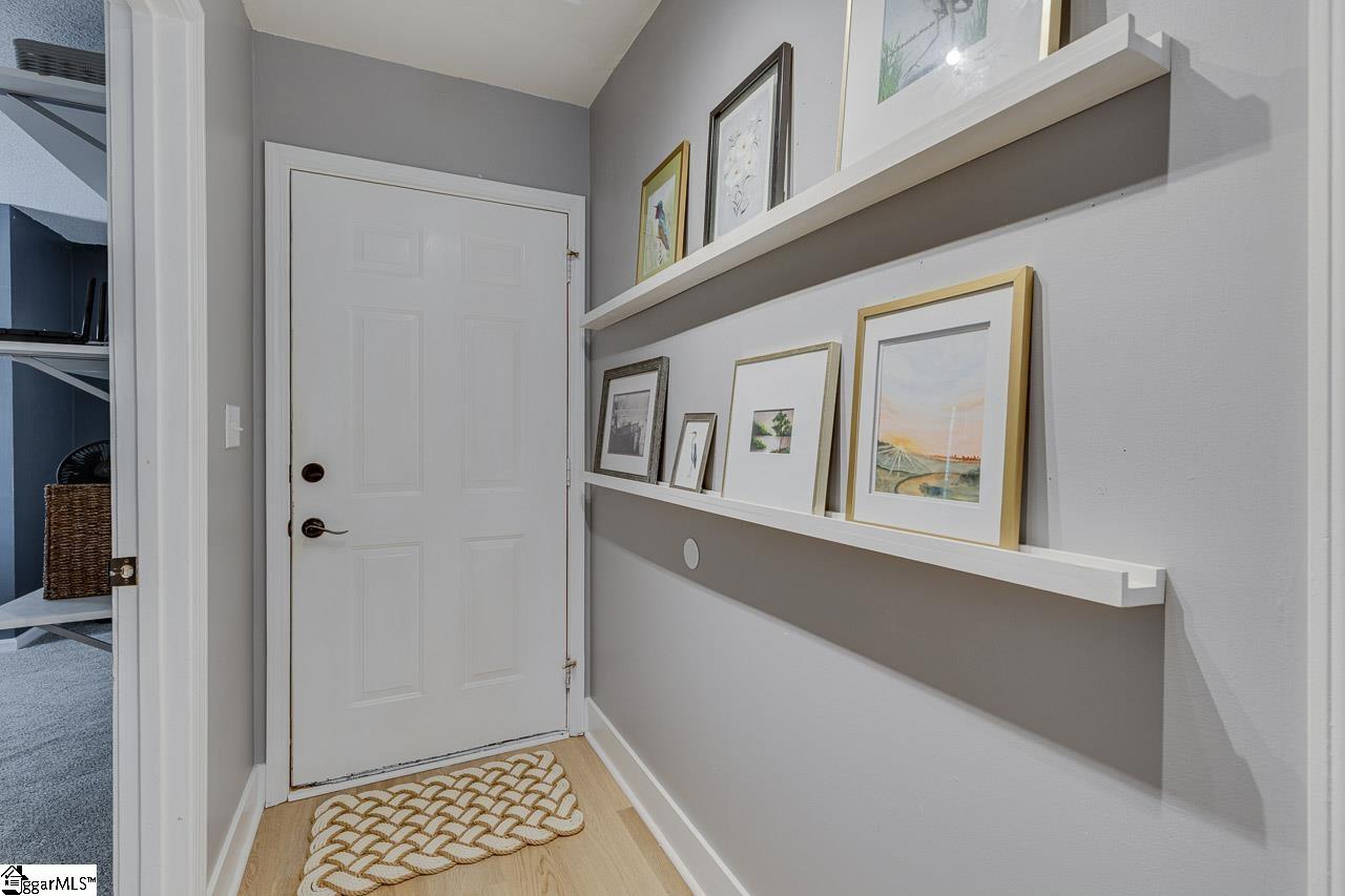 22 Lantern Lane Property Photo 12