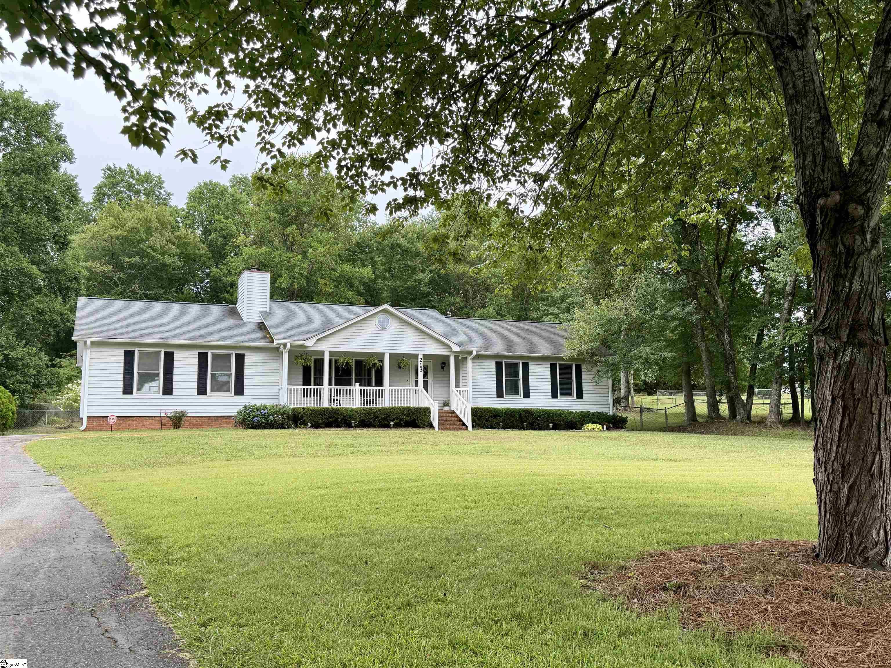213 Pine Meadow Drive Property Photo 2