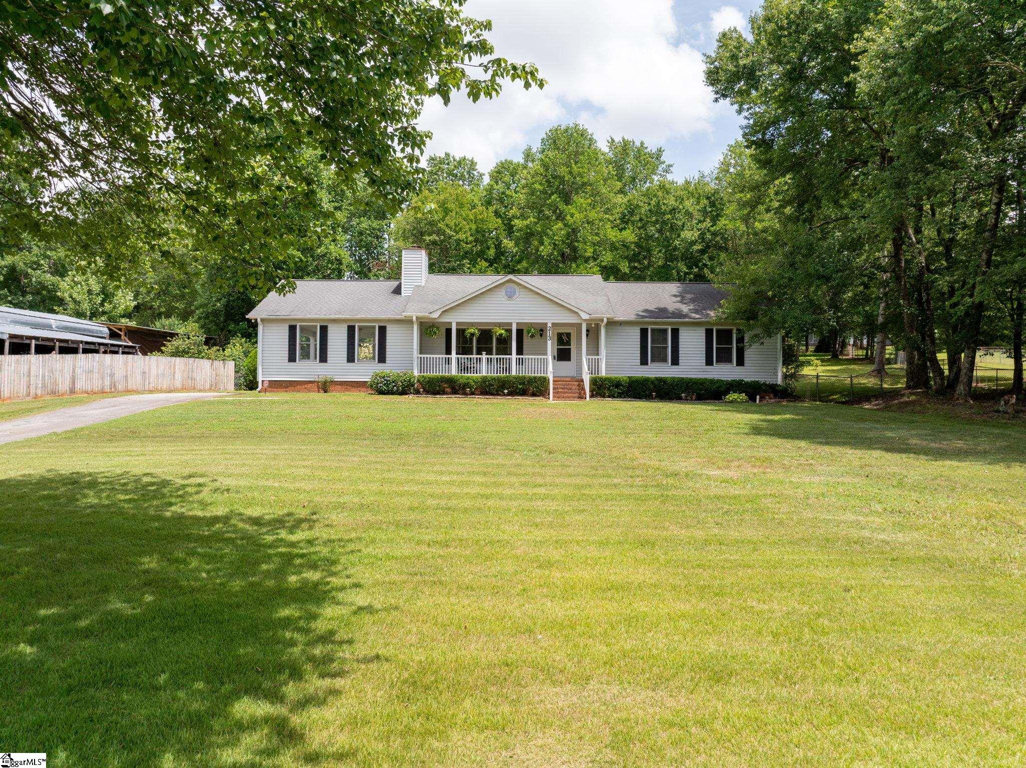 213 Pine Meadow Drive Property Photo 3