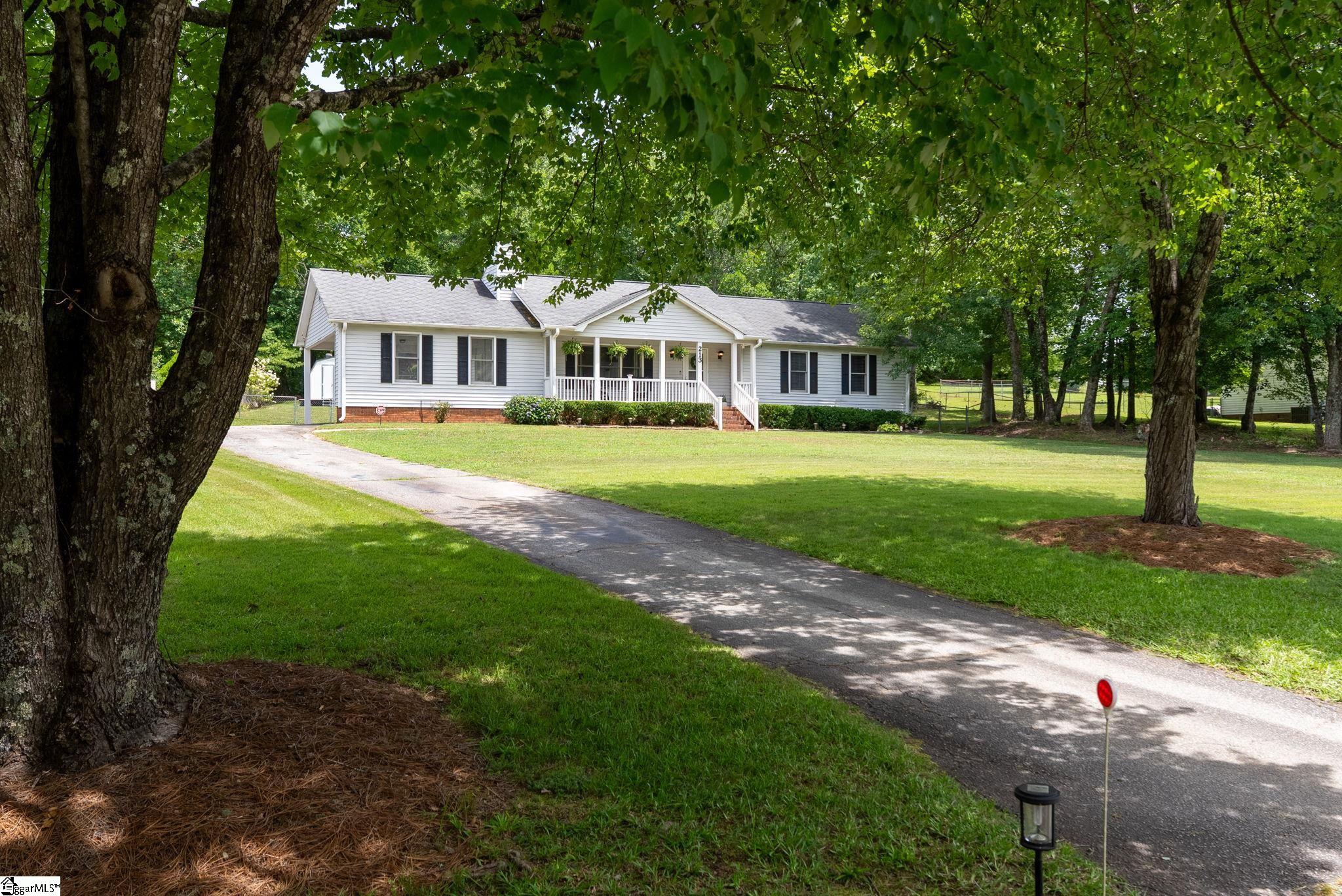 213 Pine Meadow Drive Property Photo 8