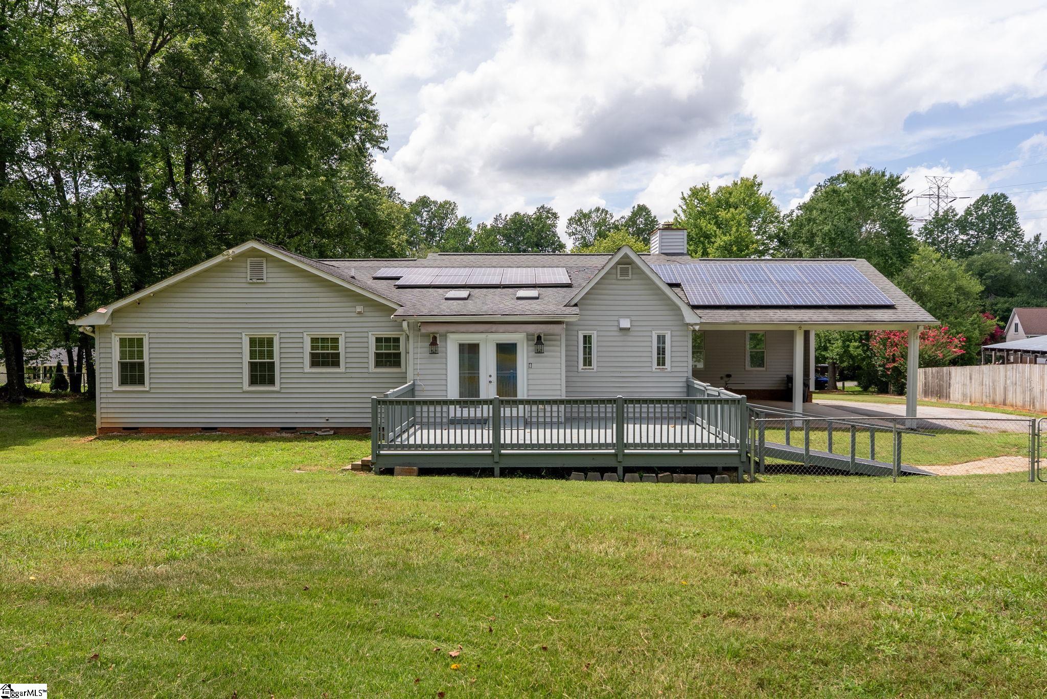 213 Pine Meadow Drive Property Photo 14