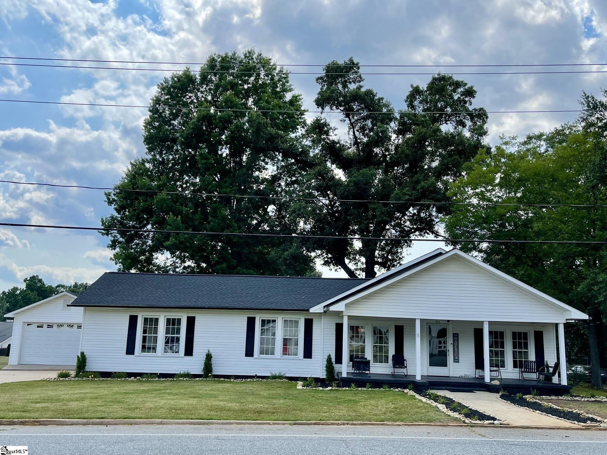 416 S Kentucky Avenue Property Photo 3