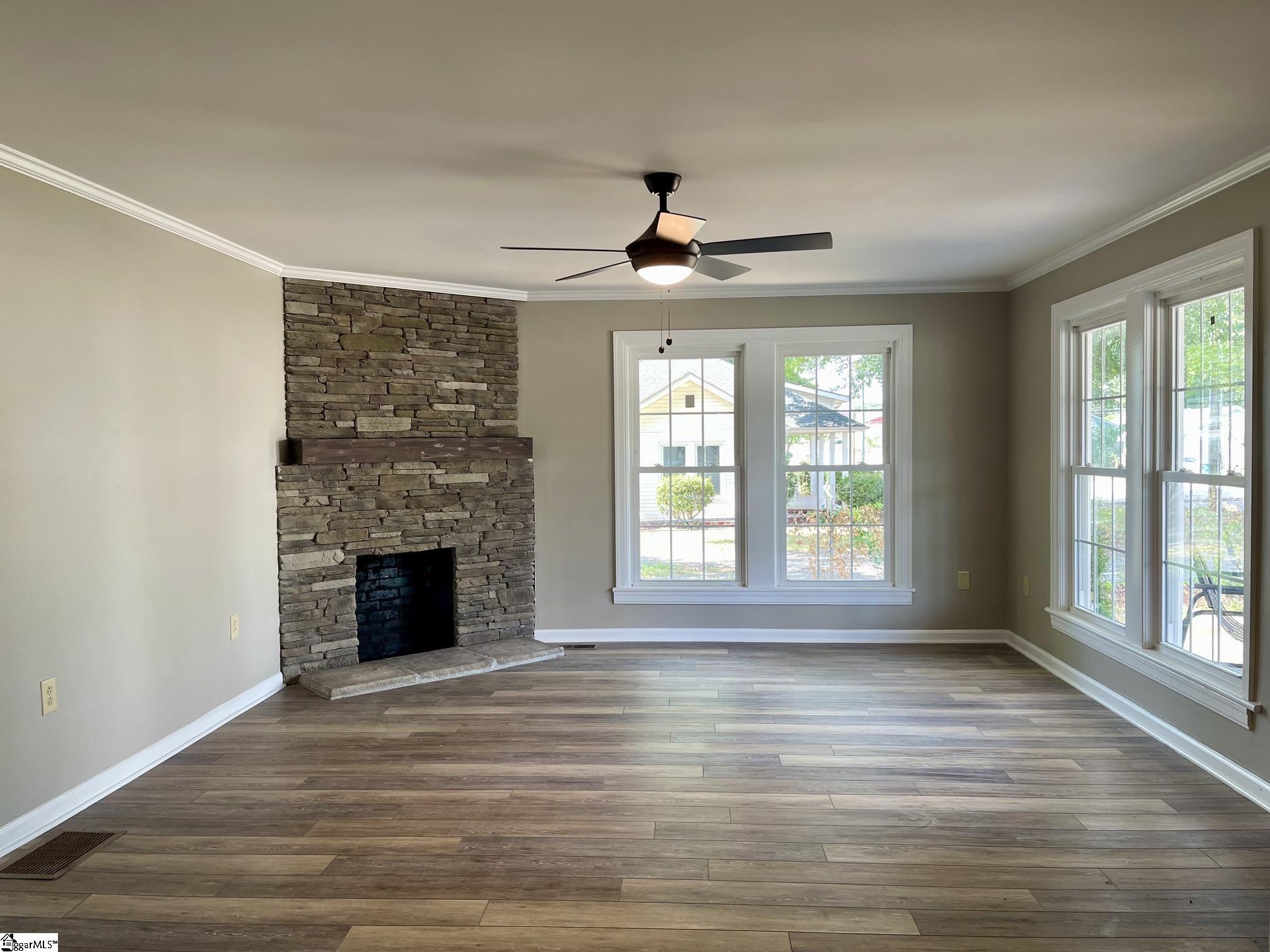 416 S Kentucky Avenue Property Photo 4