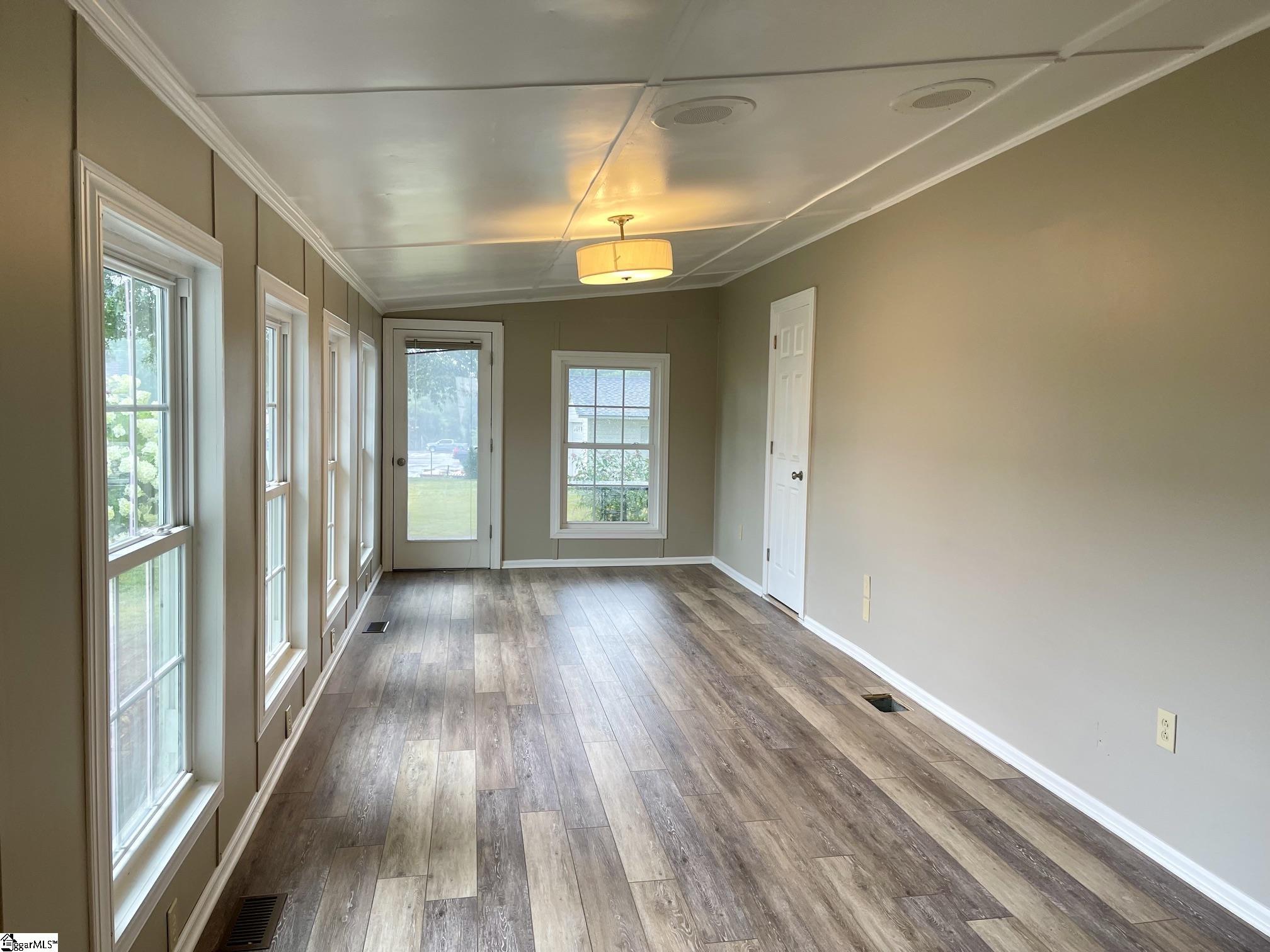 416 S Kentucky Avenue Property Photo 30