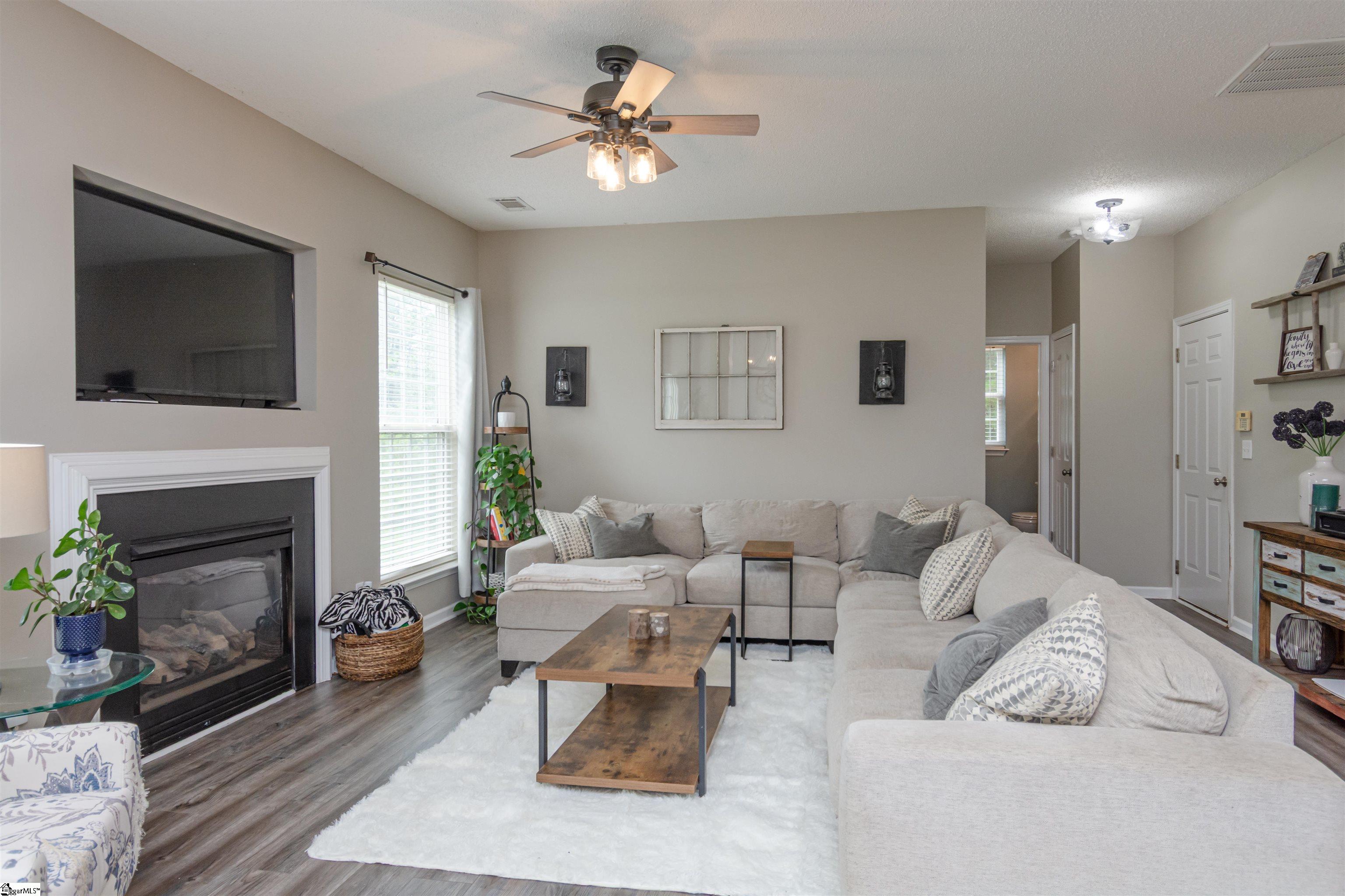 9 Scofield Court Property Photo 2
