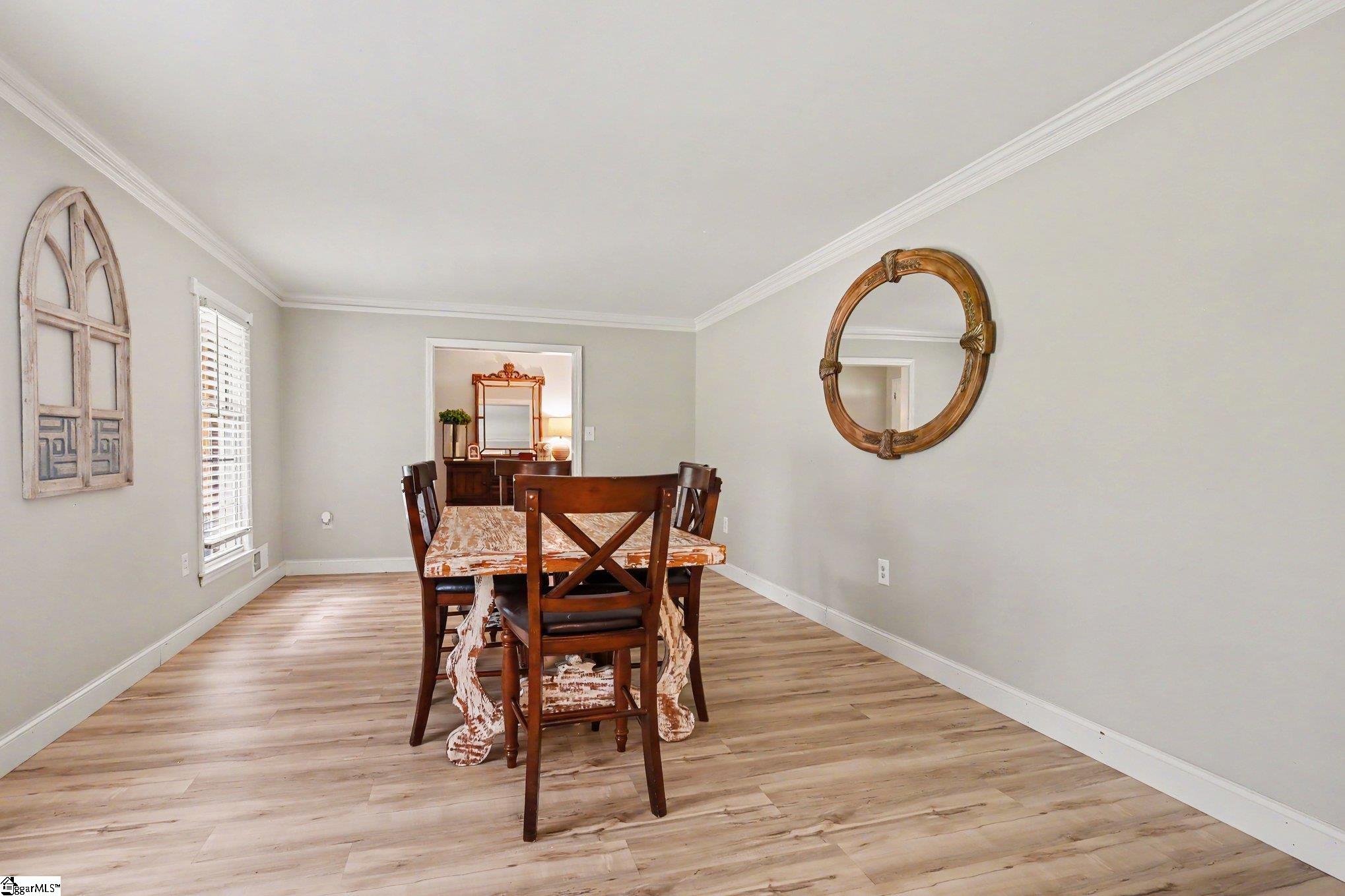440 Bowen Road Property Photo 5