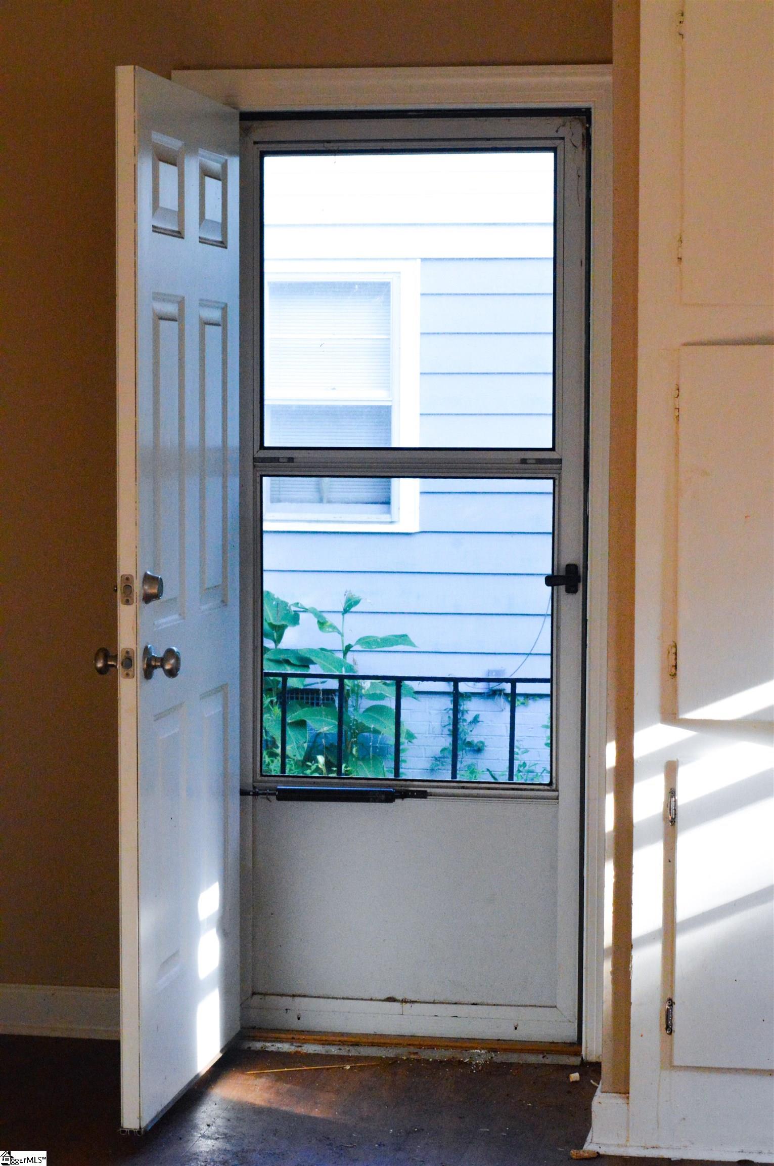 113 Brookforest Drive Property Photo 6