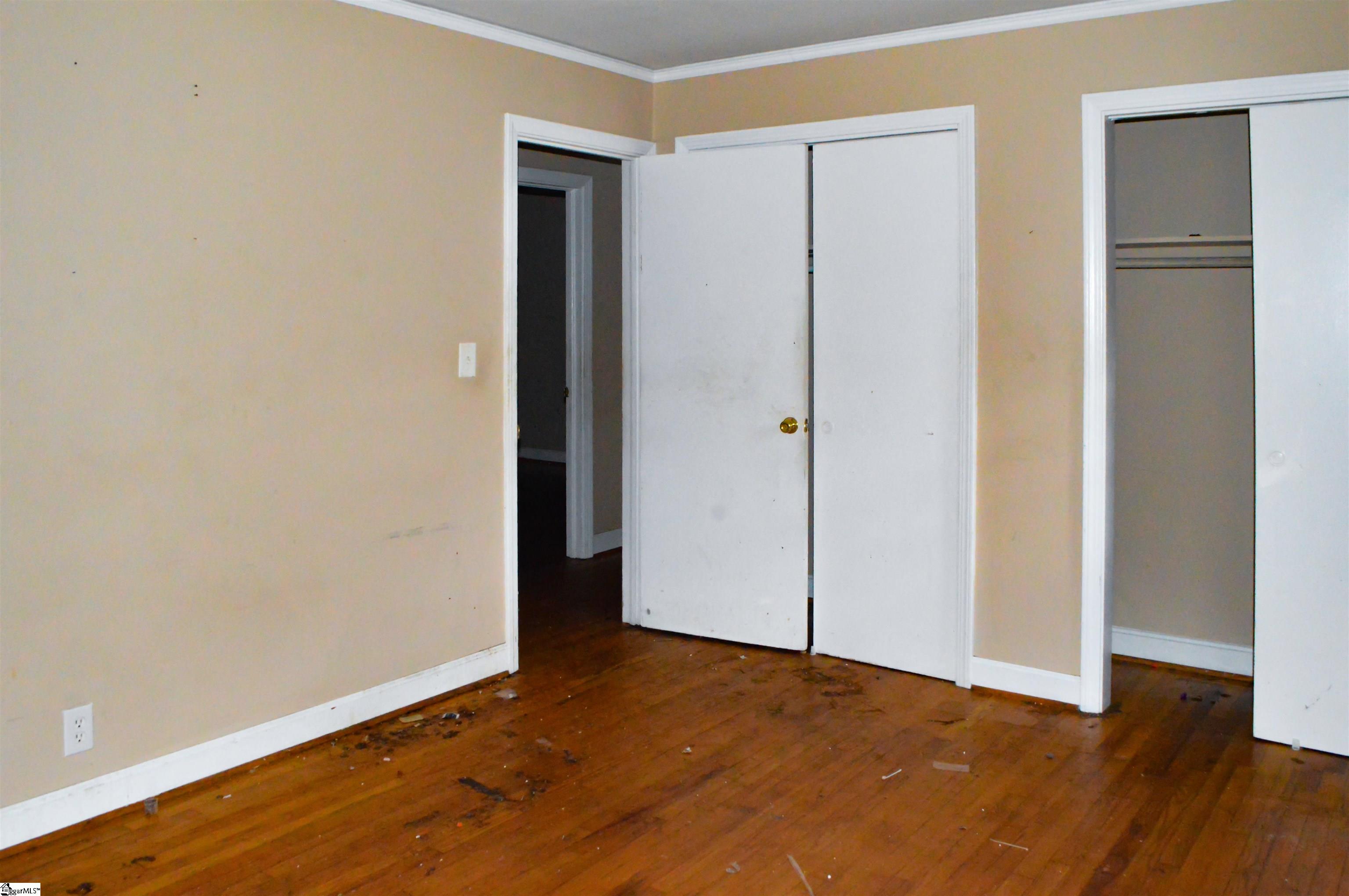 113 Brookforest Drive Property Photo 9