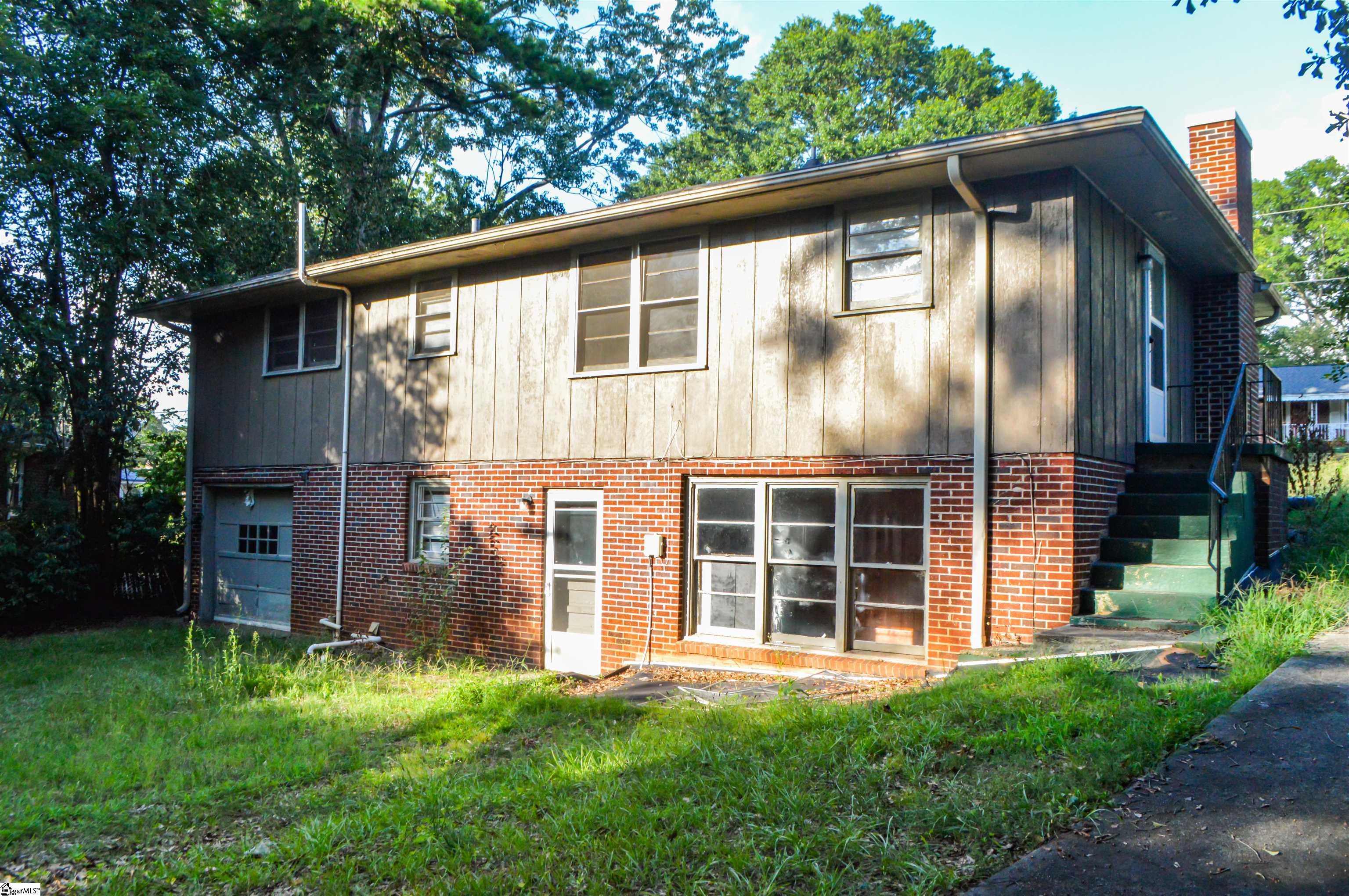 113 Brookforest Drive Property Photo 17