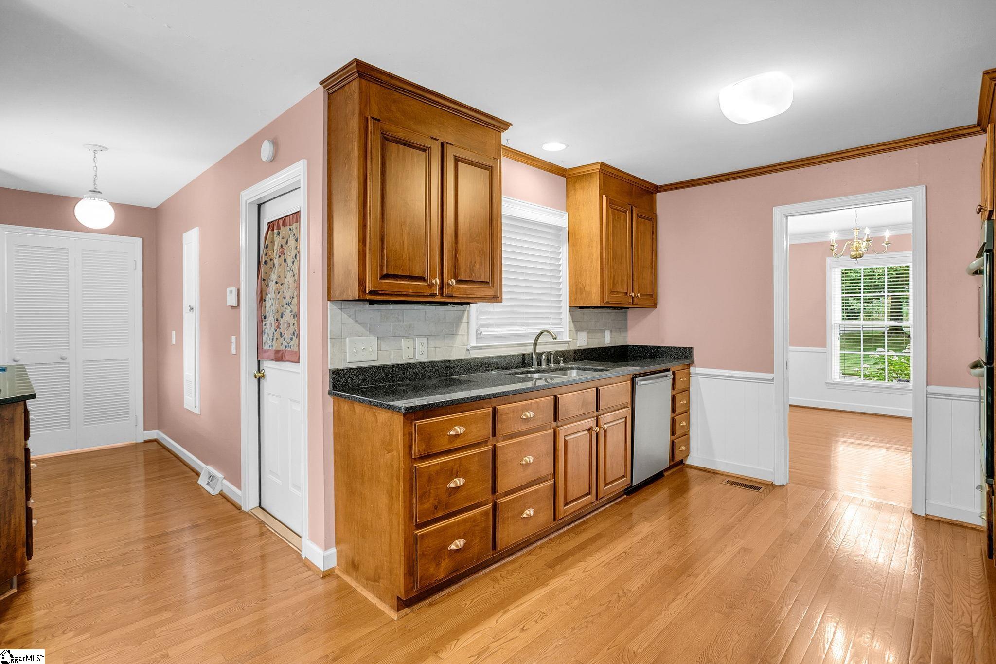 204 Montclair Road Property Photo 24