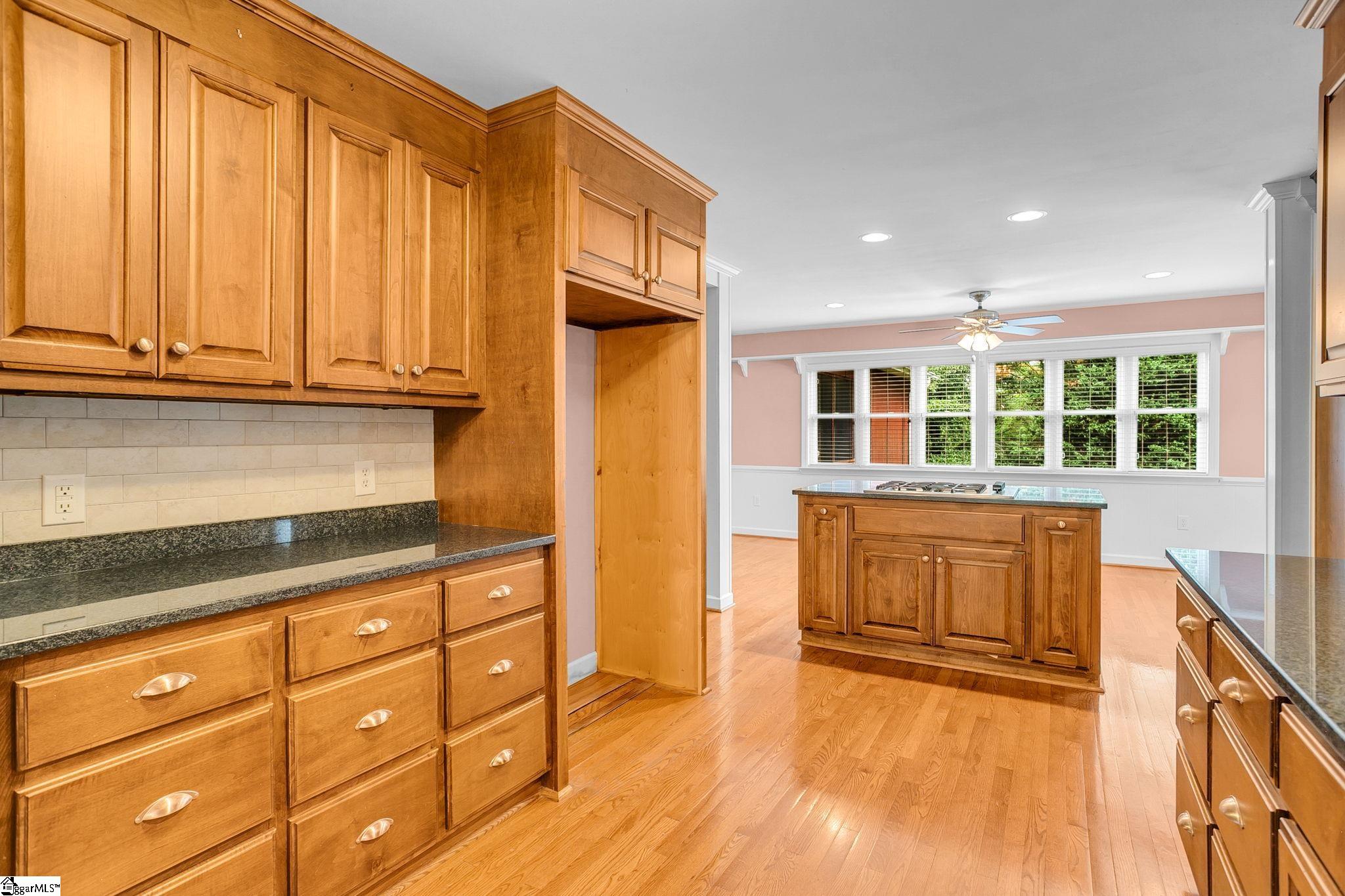 204 Montclair Road Property Photo 26