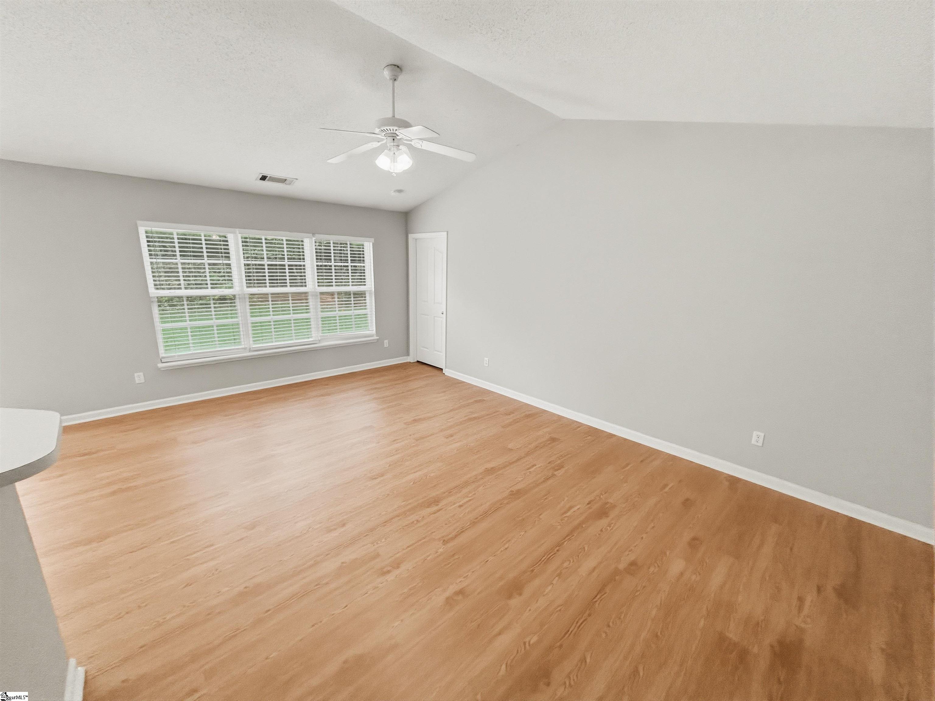 1597731 Property Photo 7