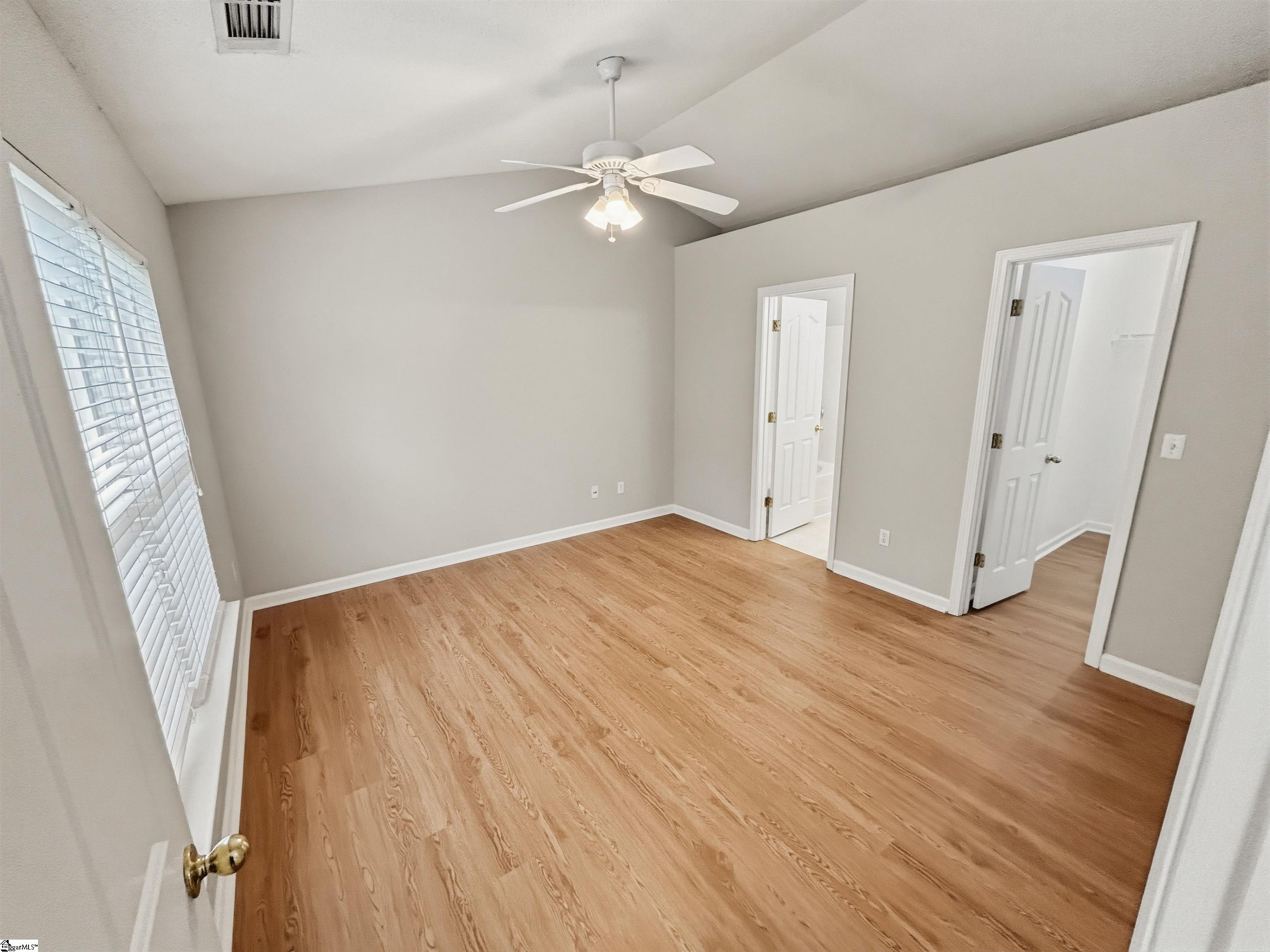 1597731 Property Photo 21