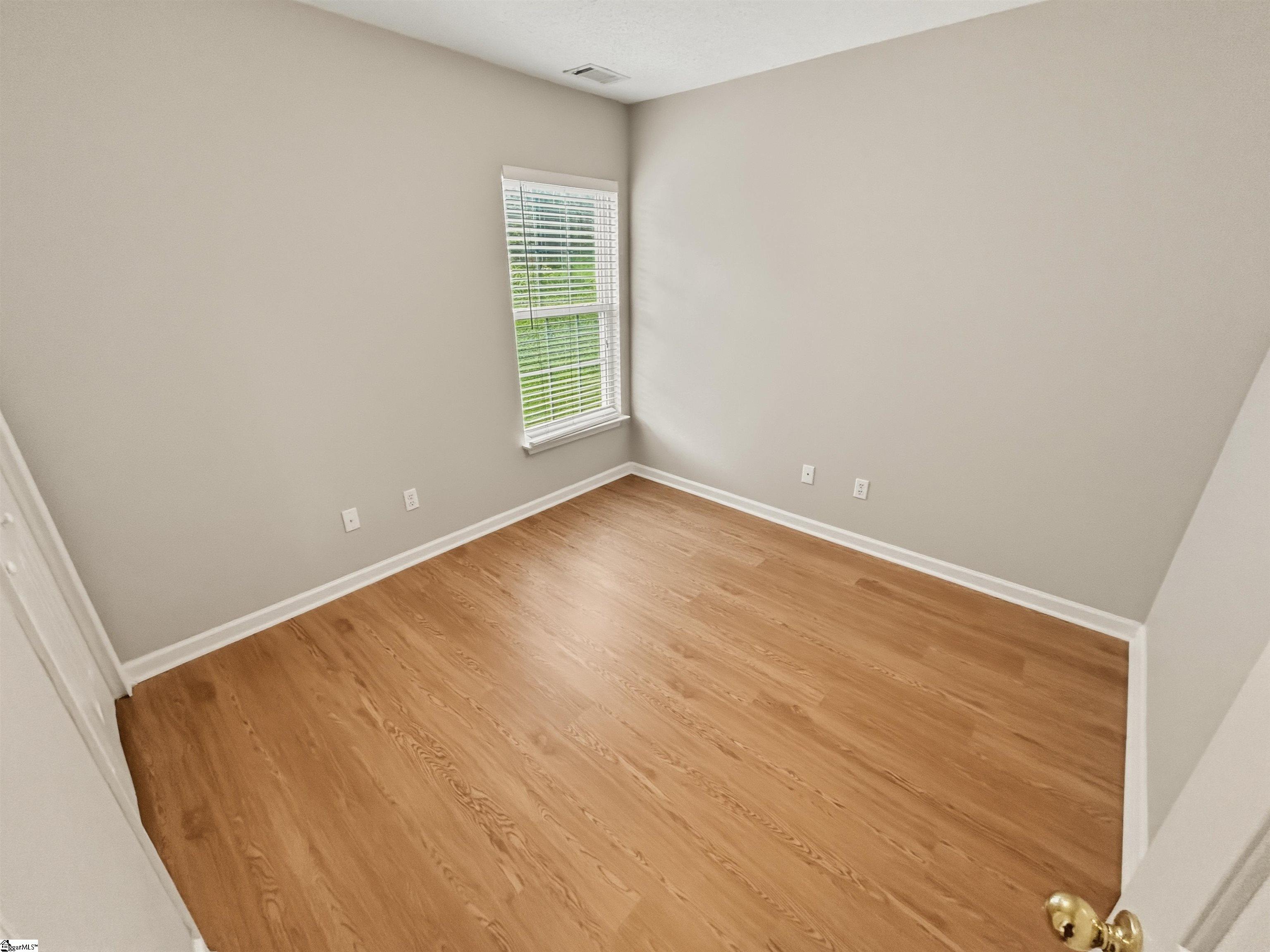 1597731 Property Photo 32