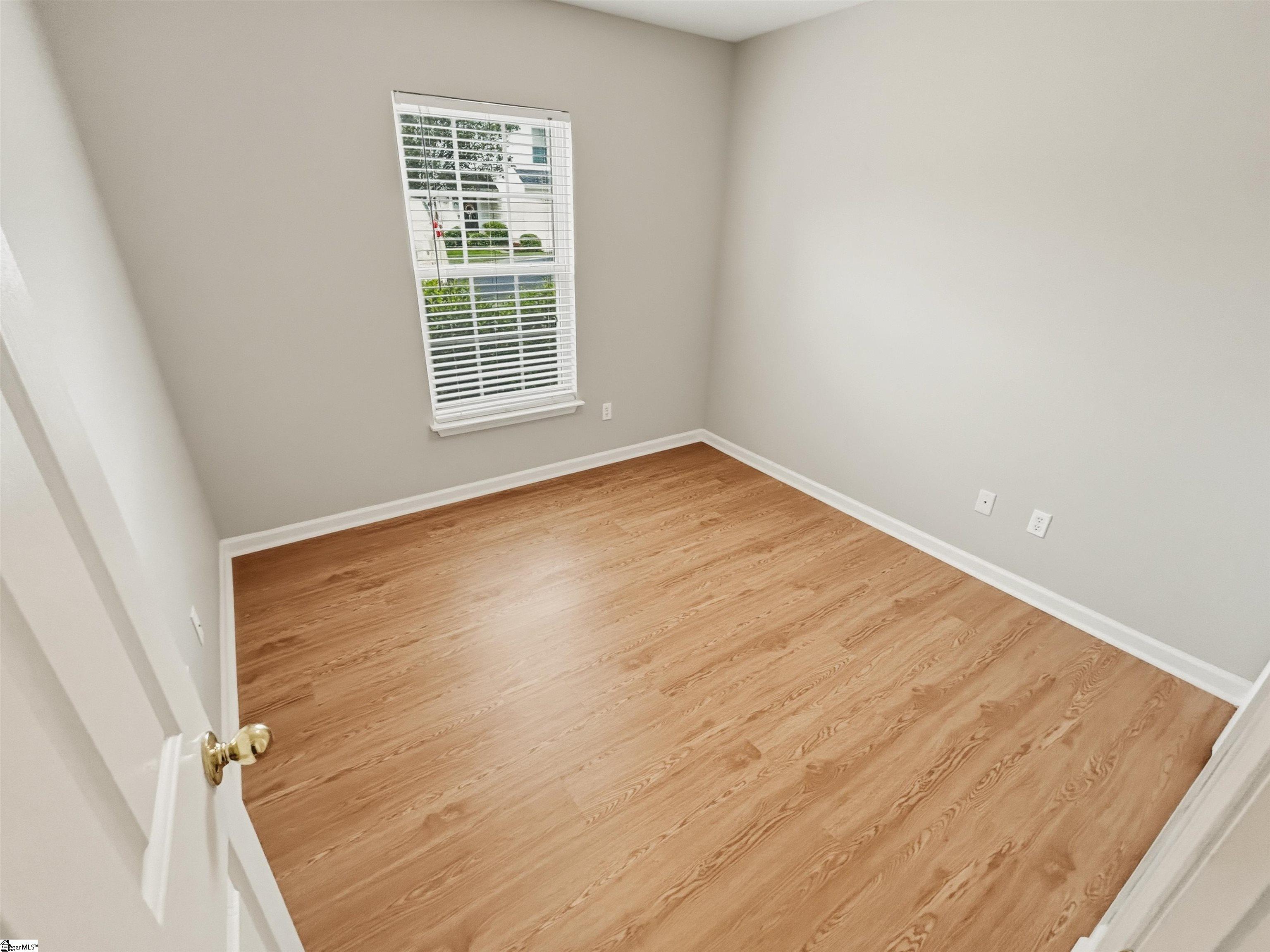 1597731 Property Photo 36