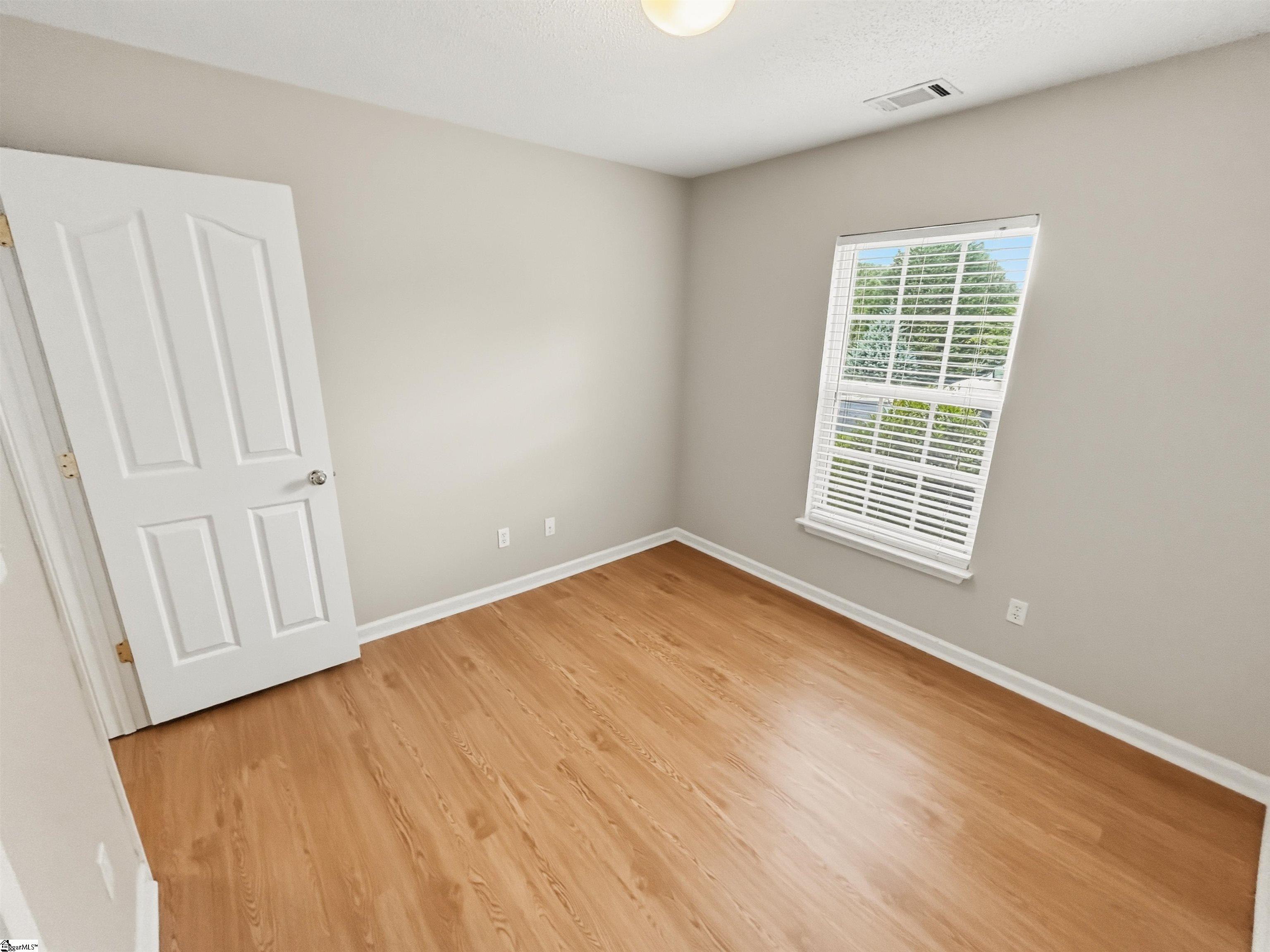 1597731 Property Photo 37