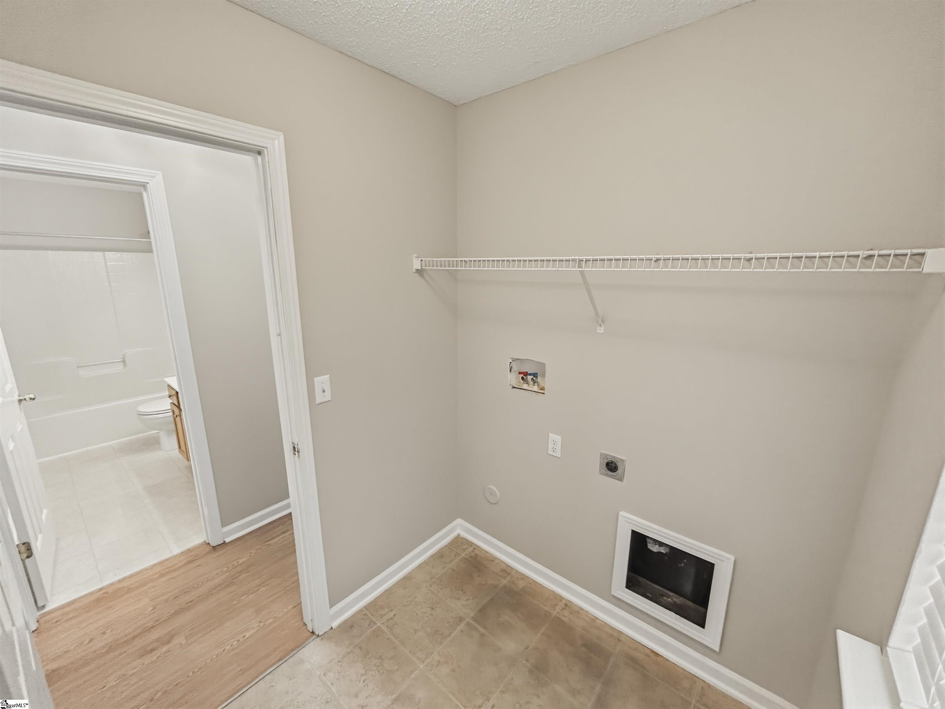 1597731 Property Photo 44