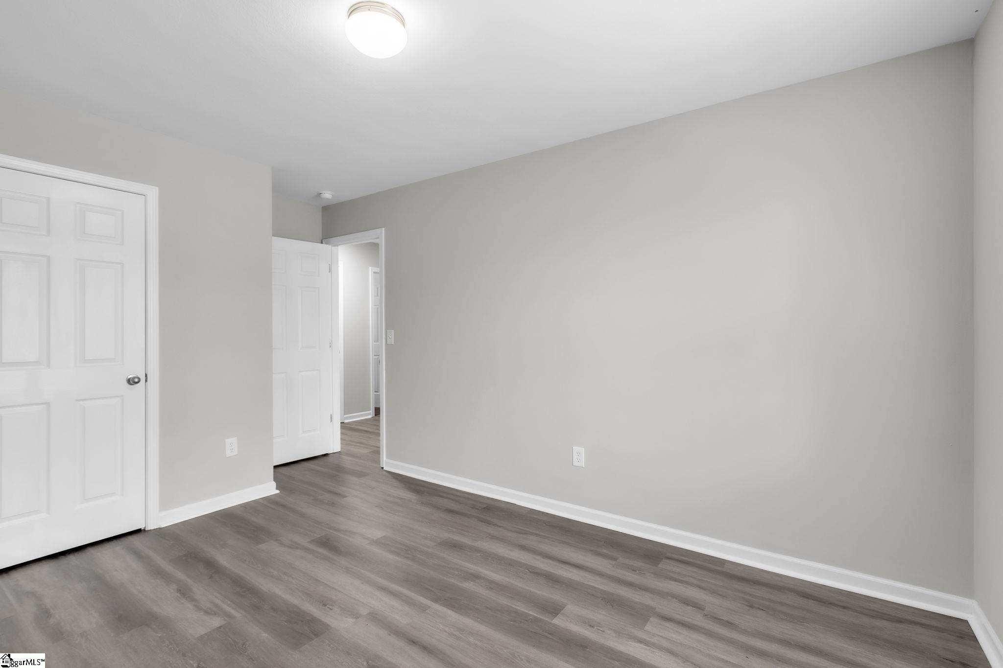 208 Riverbreeze Road Property Photo 18