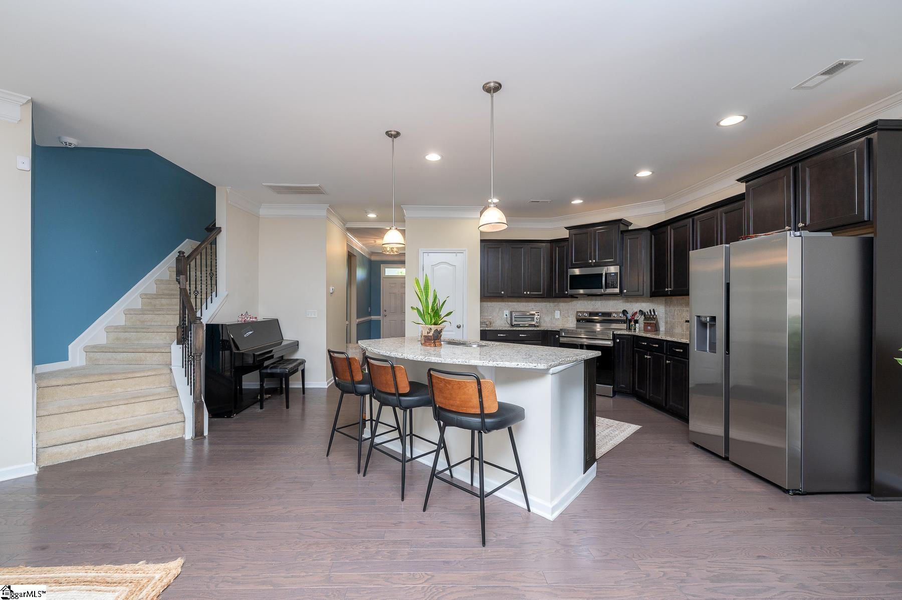 800 Appleby Drive Property Photo 4