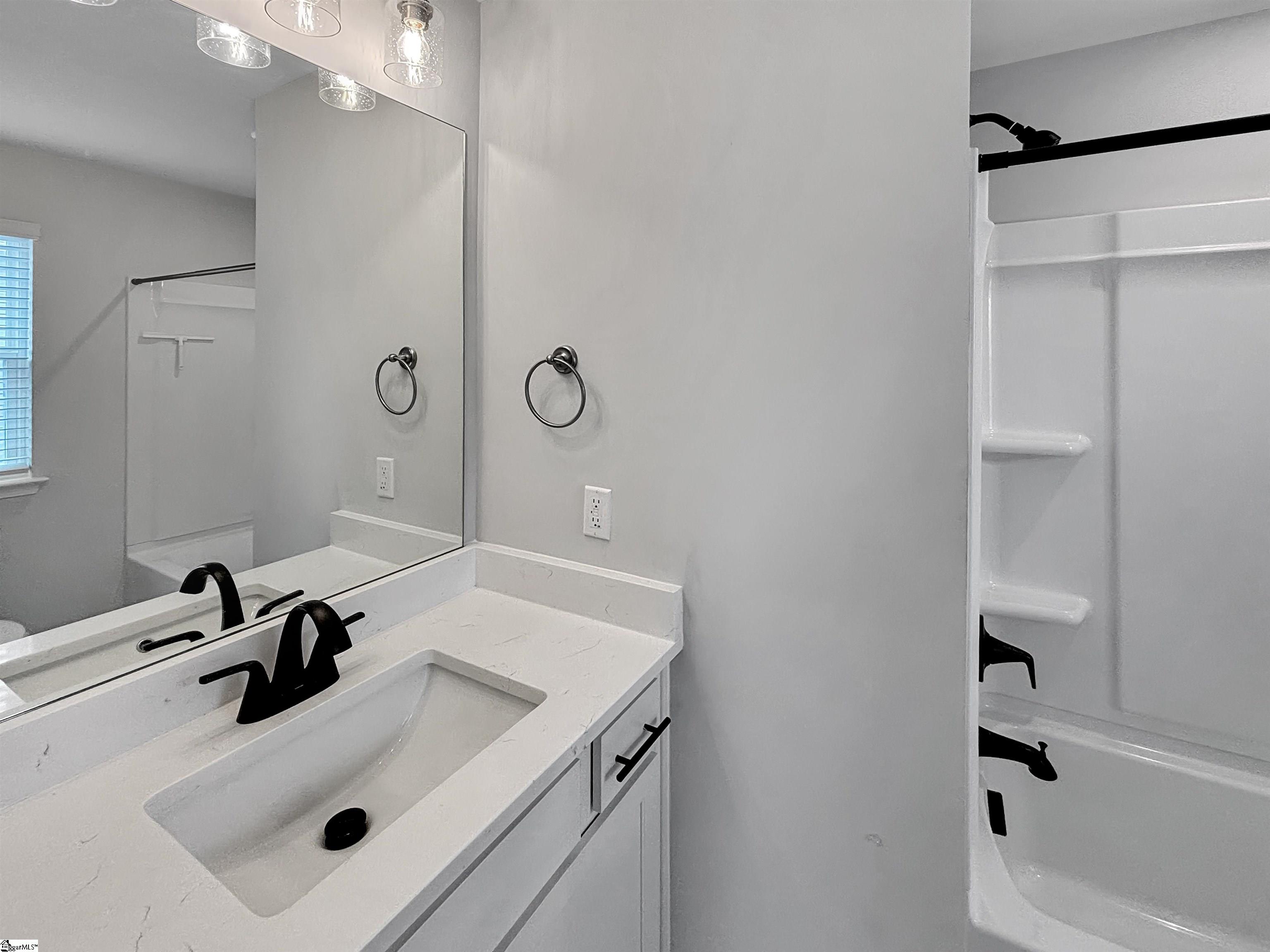 1597746 Property Photo 9