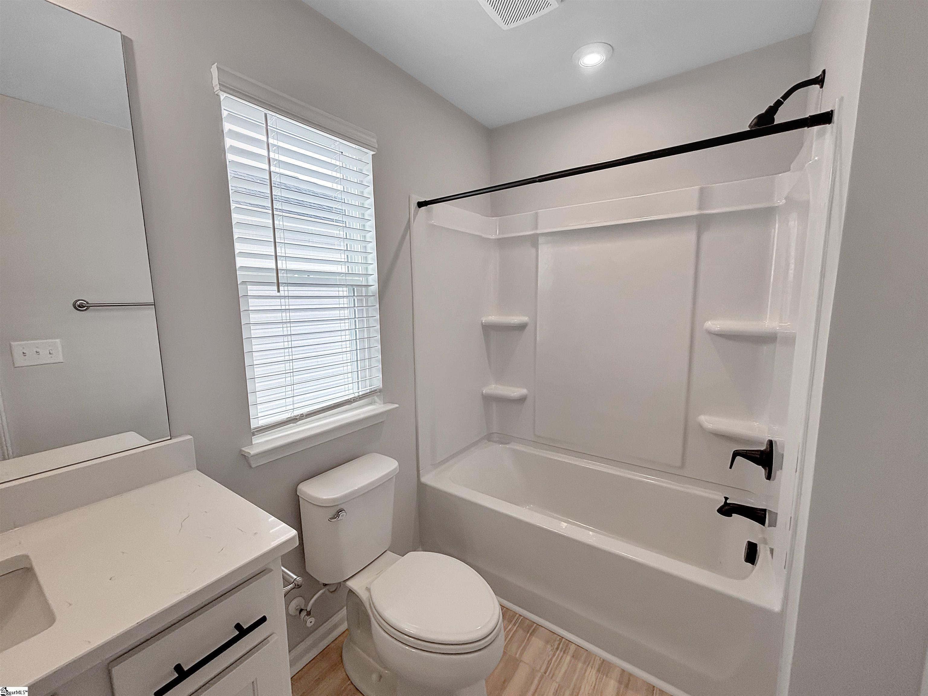1597746 Property Photo 11