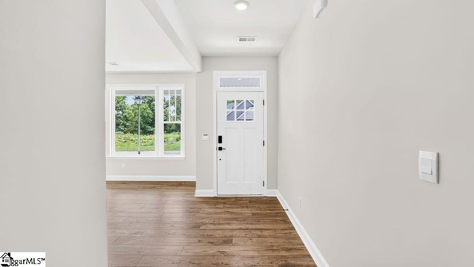 574 Woodcot Drive Property Photo 4