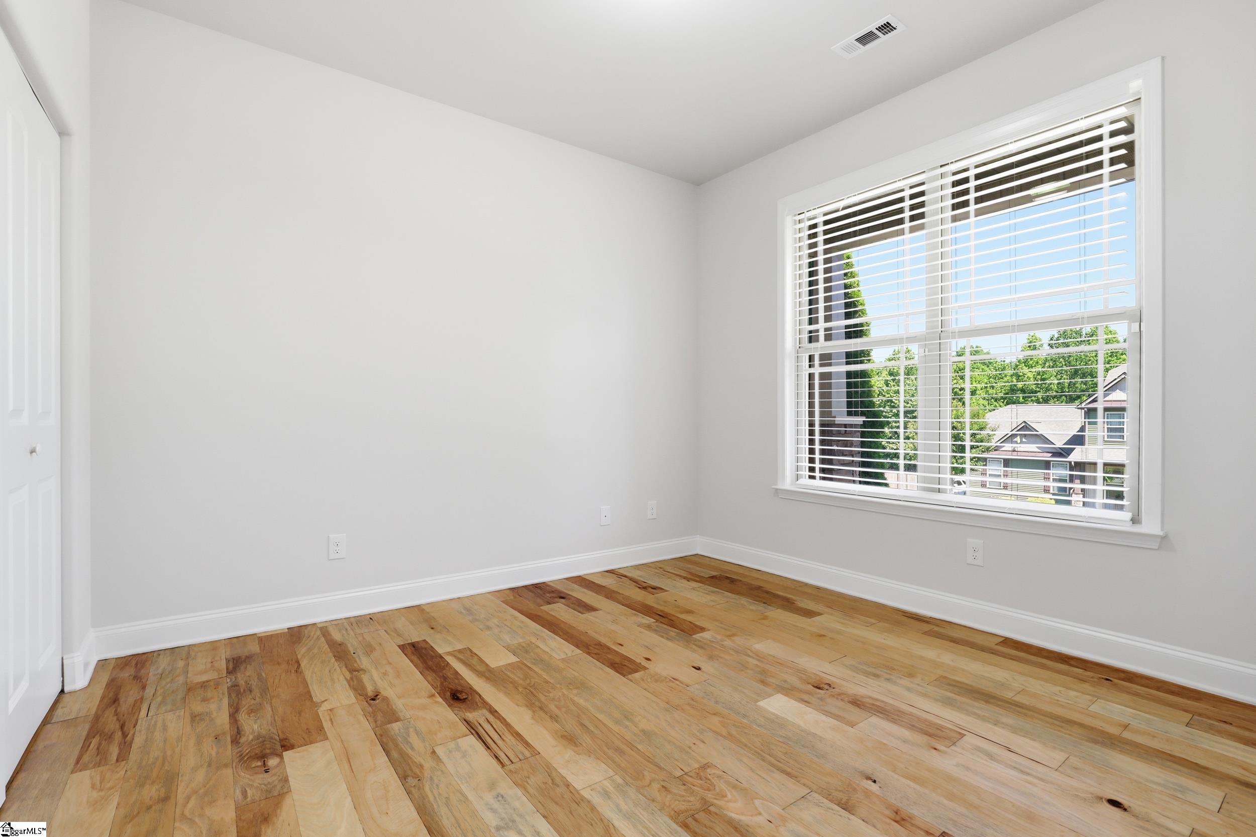 75 Rising Meadow Lane Property Photo 17
