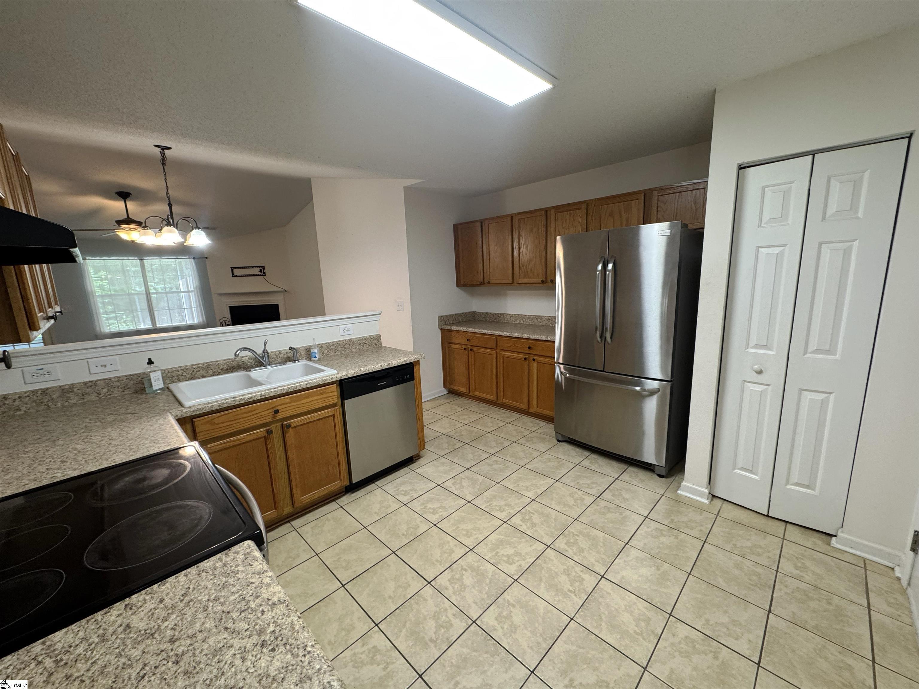 209 Winding Willow Trail Property Photo 3