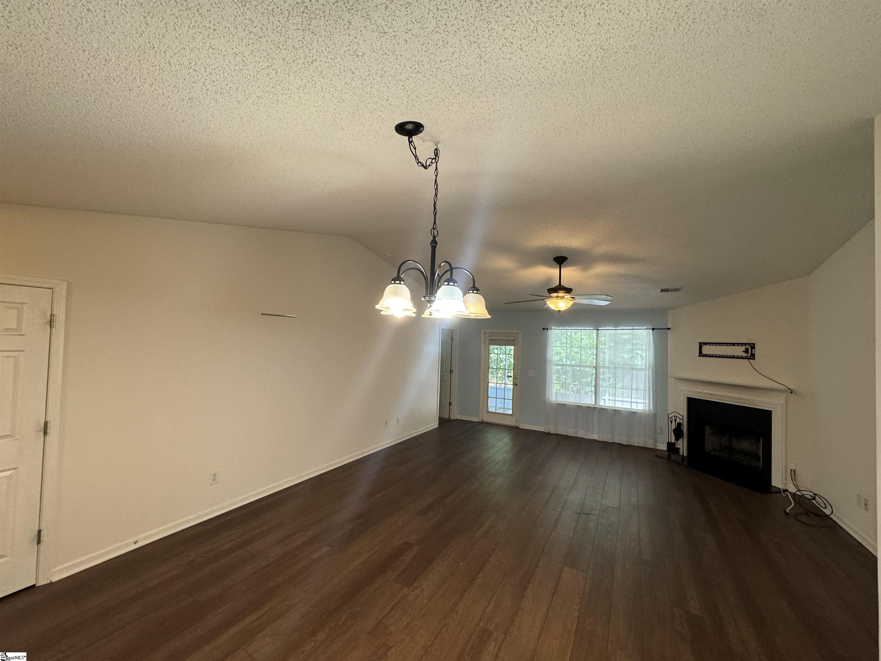 209 Winding Willow Trail Property Photo 6