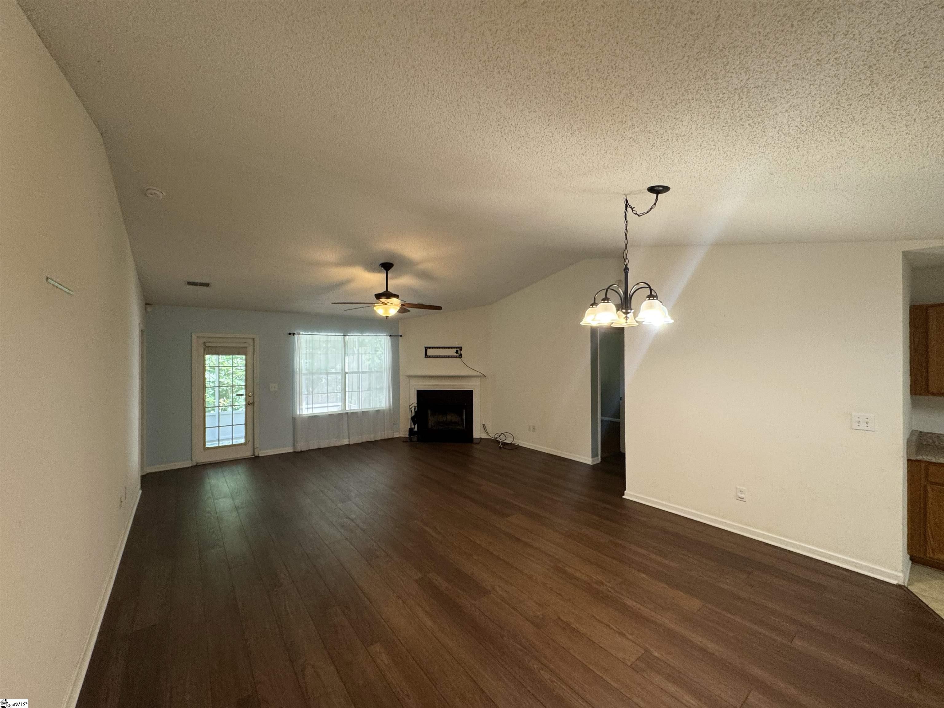 209 Winding Willow Trail Property Photo 7