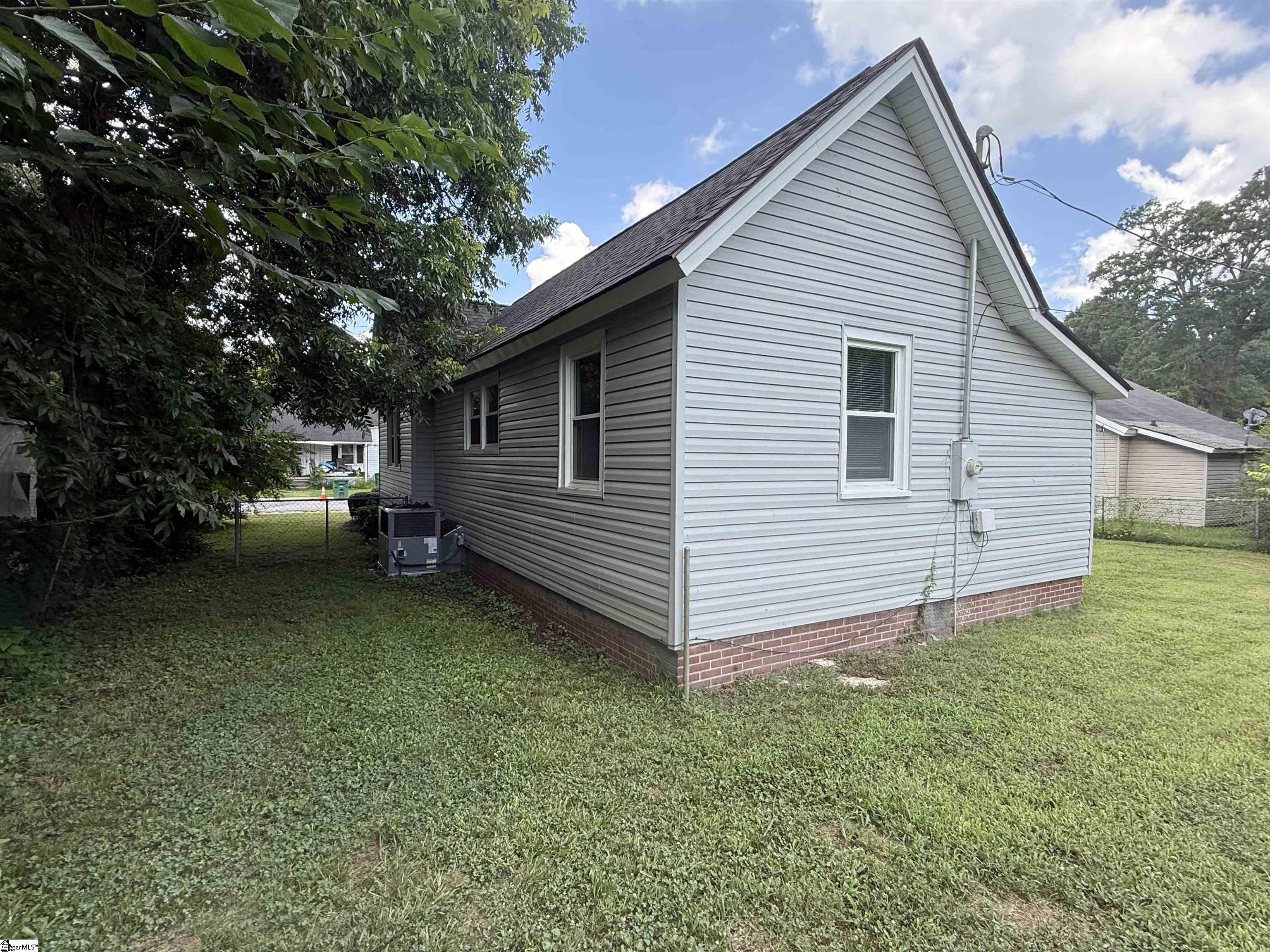402 Florence Street Property Photo 25
