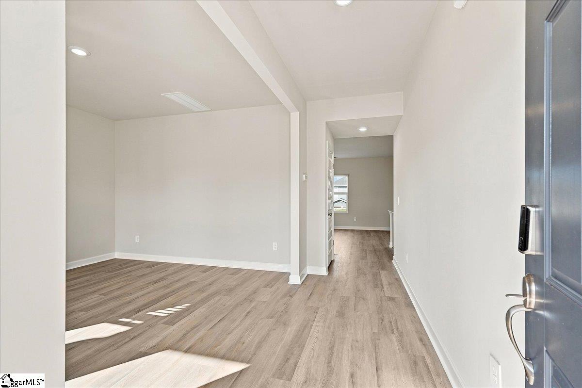 118 Gibbon Way Property Photo 4