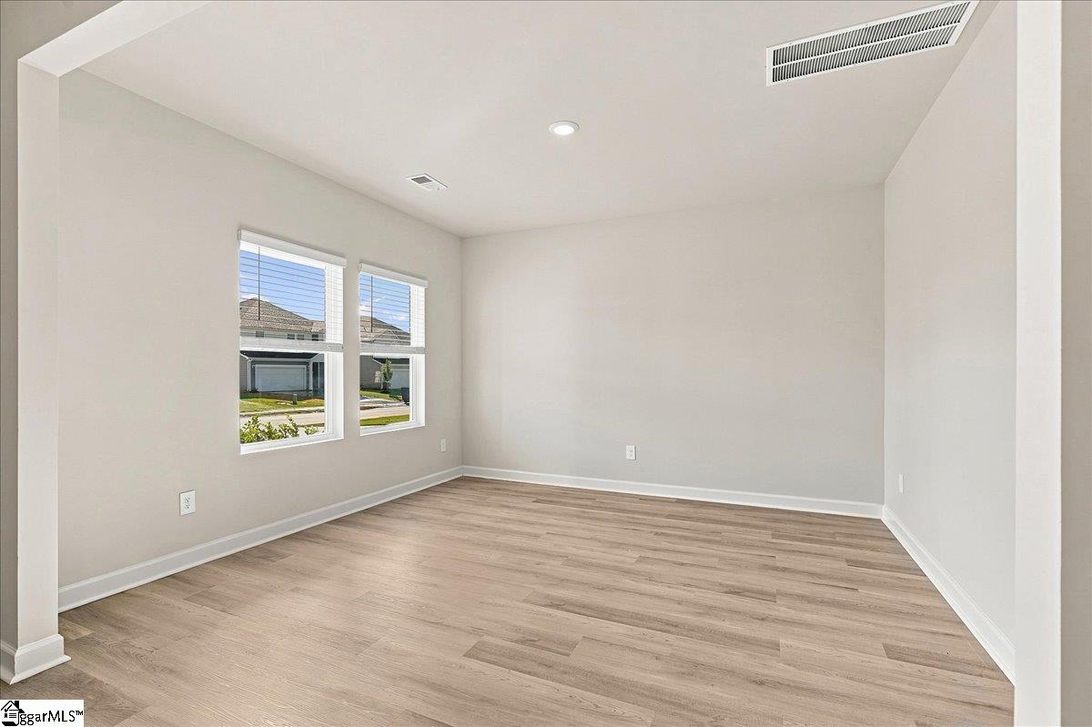118 Gibbon Way Property Photo 5