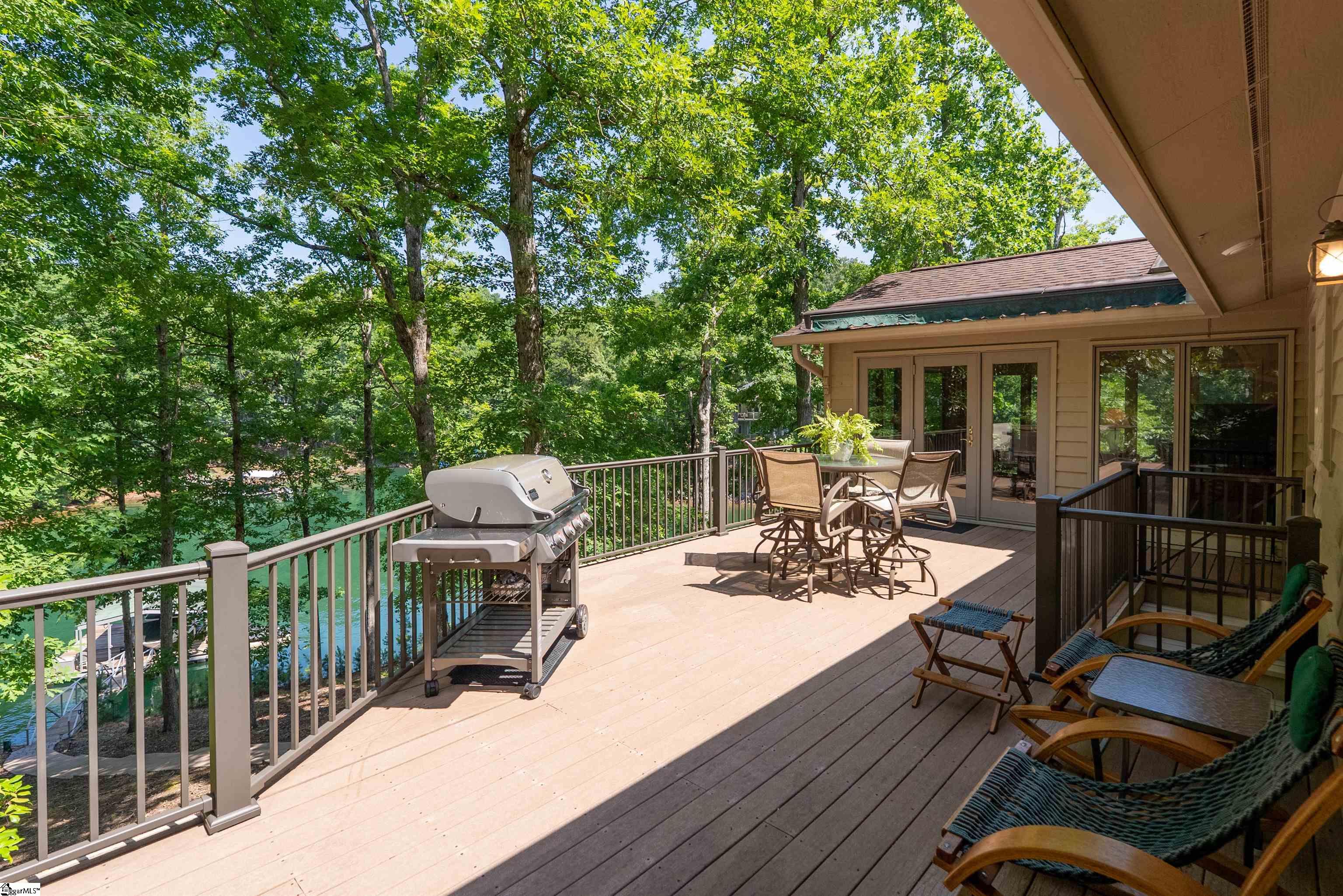 1597772 Property Photo 16