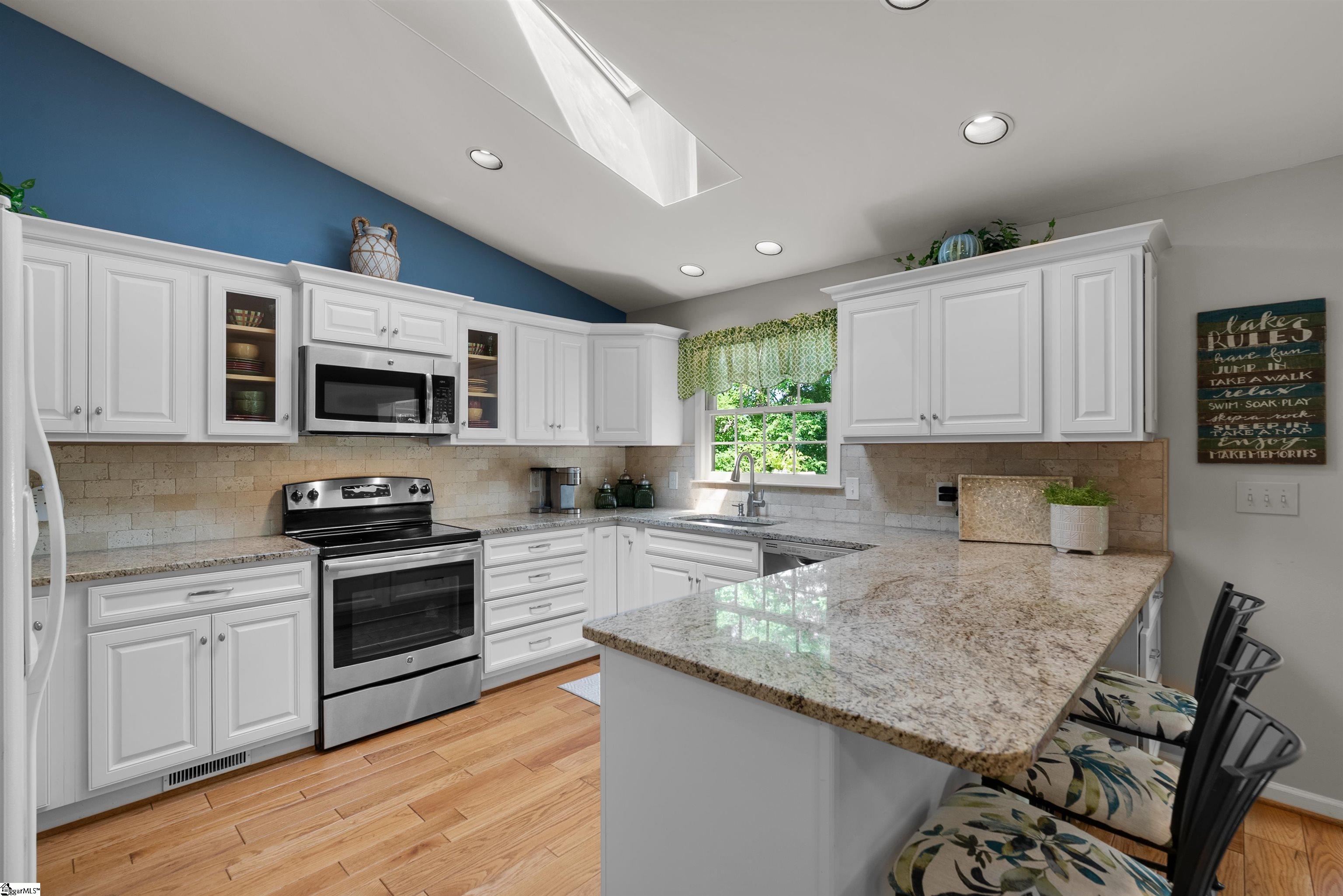 1597772 Property Photo 19