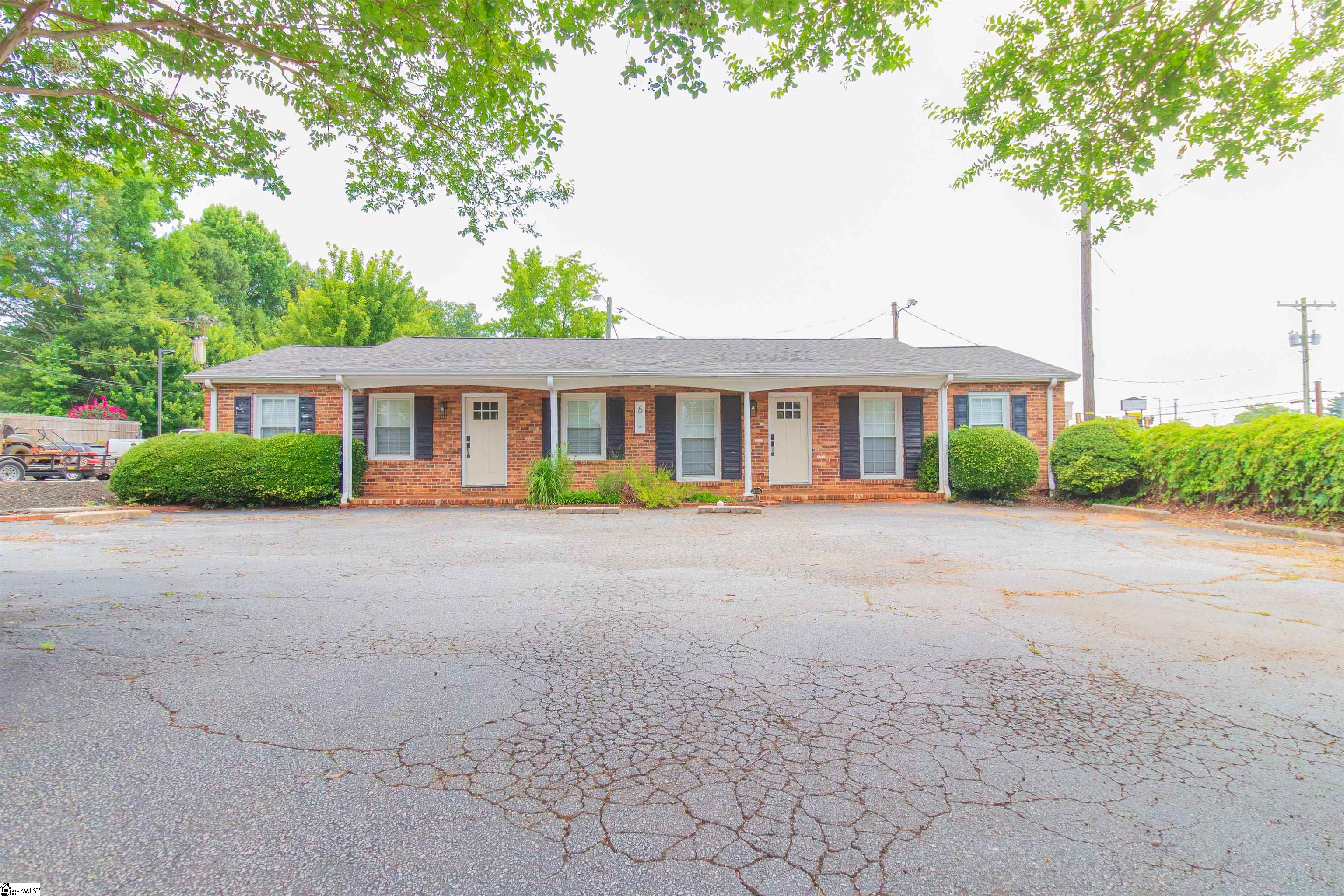 6 Brookside Circle Property Photo 1