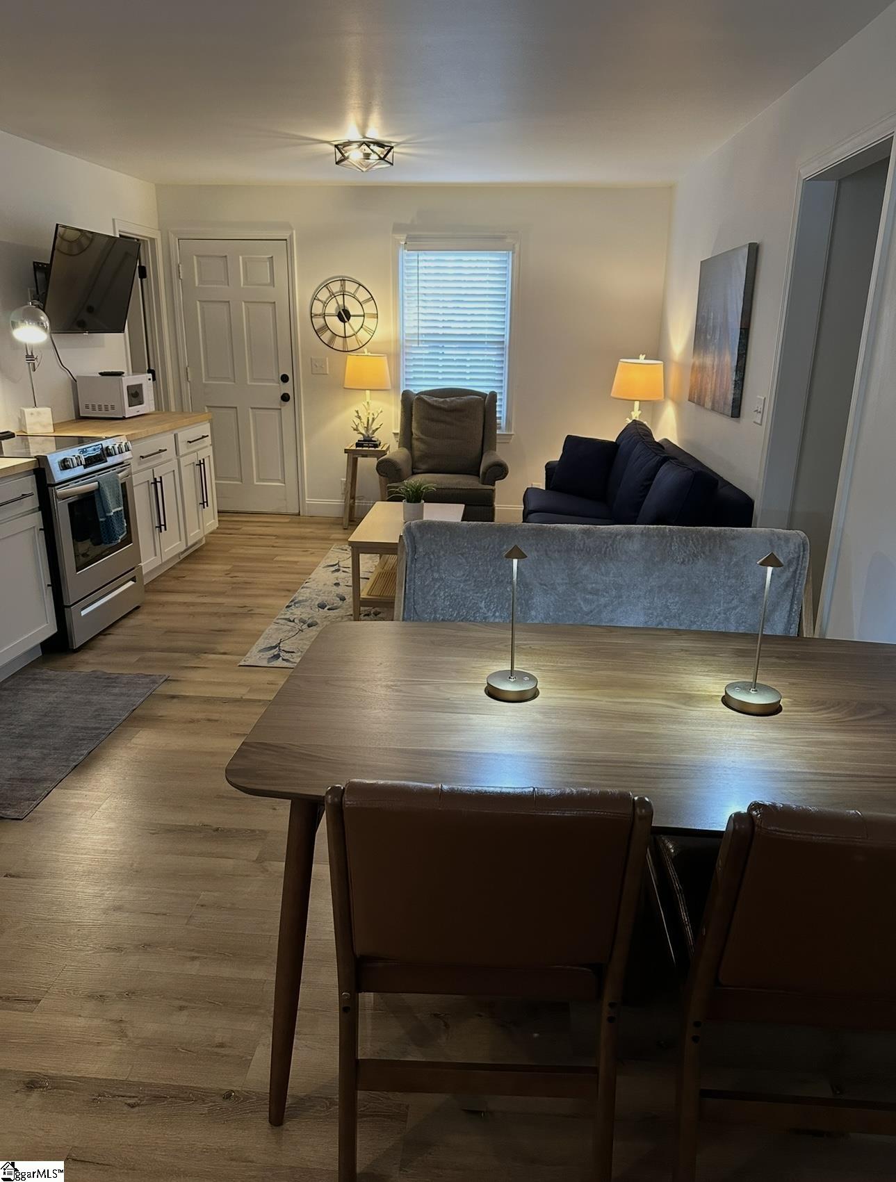 6 Brookside Circle Property Photo 3