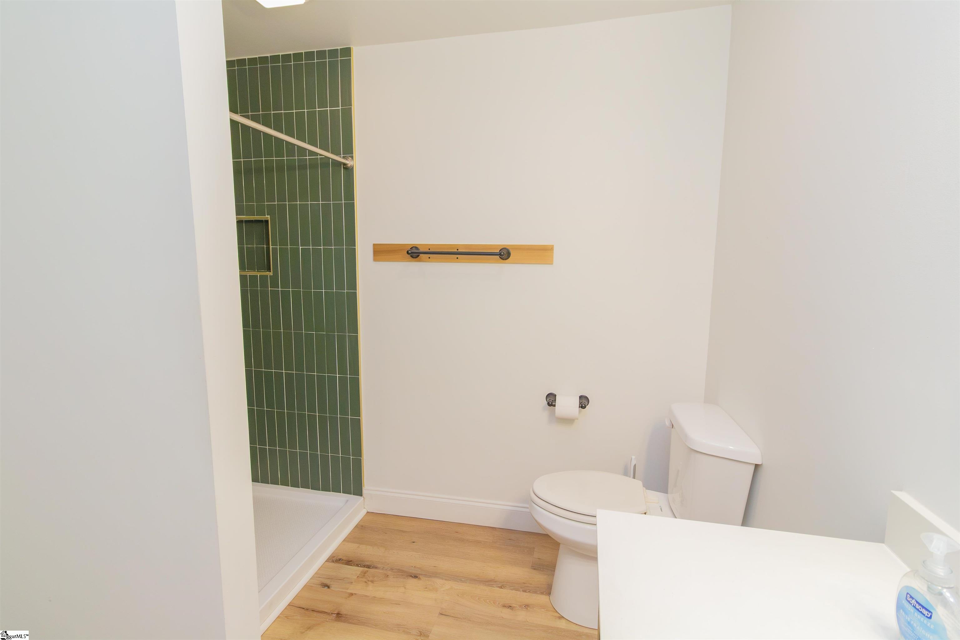 6 Brookside Circle Property Photo 8