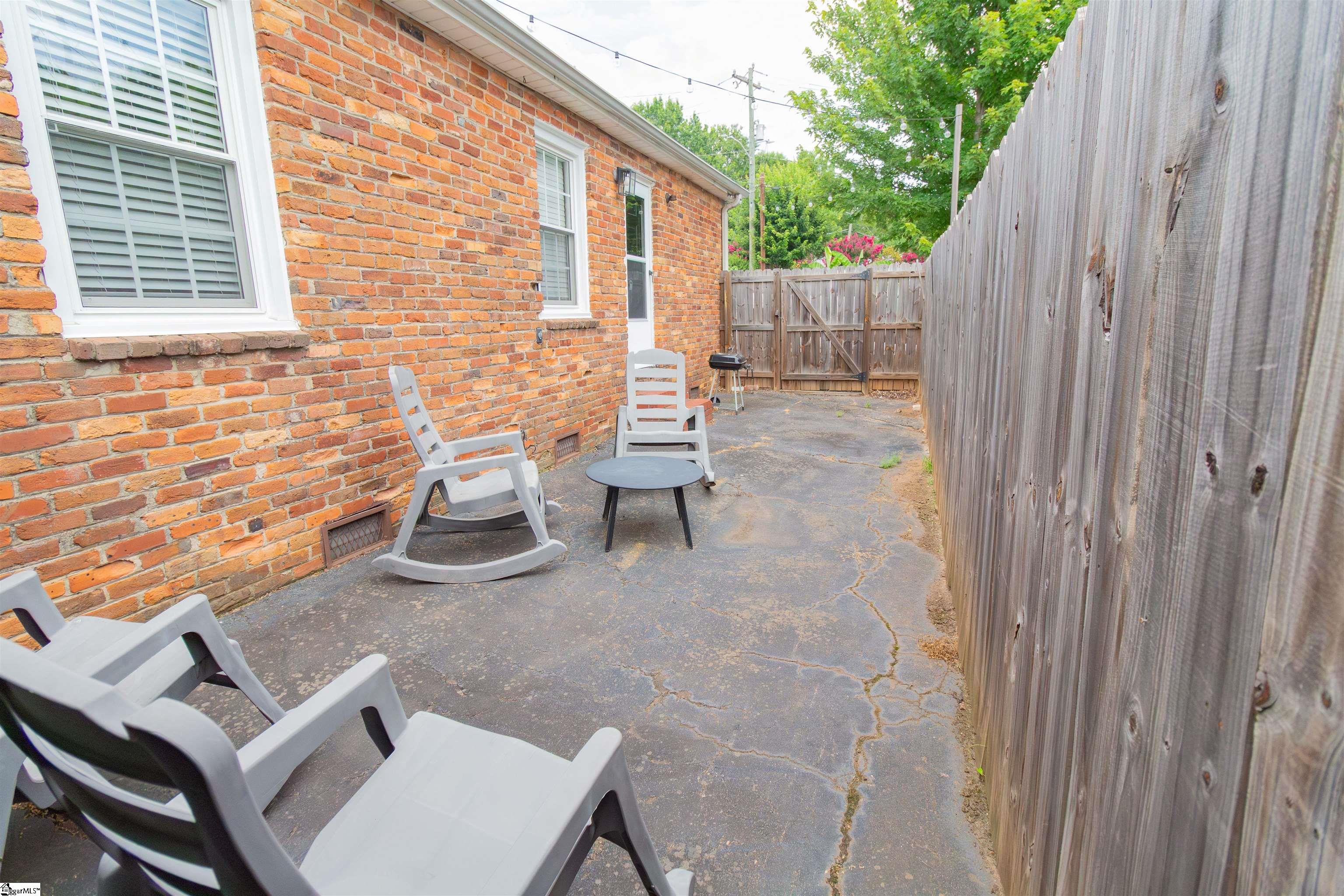 6 Brookside Circle Property Photo 20