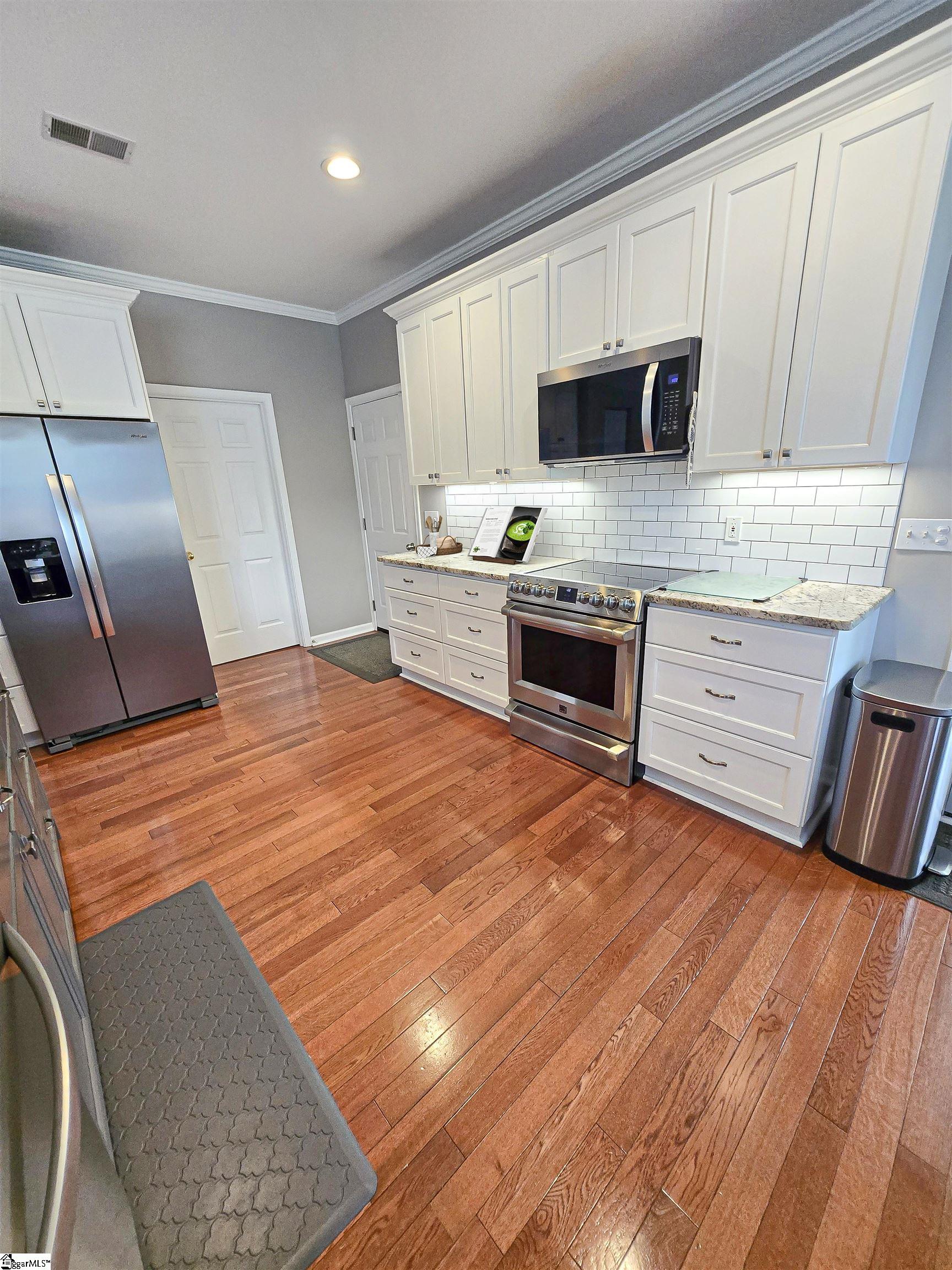 5 Placid Falls Court Property Photo 9