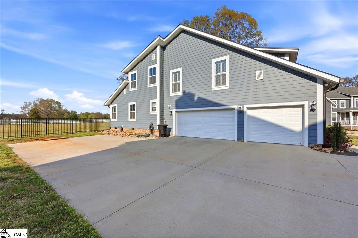 27 Camarillo Court Property Photo 44