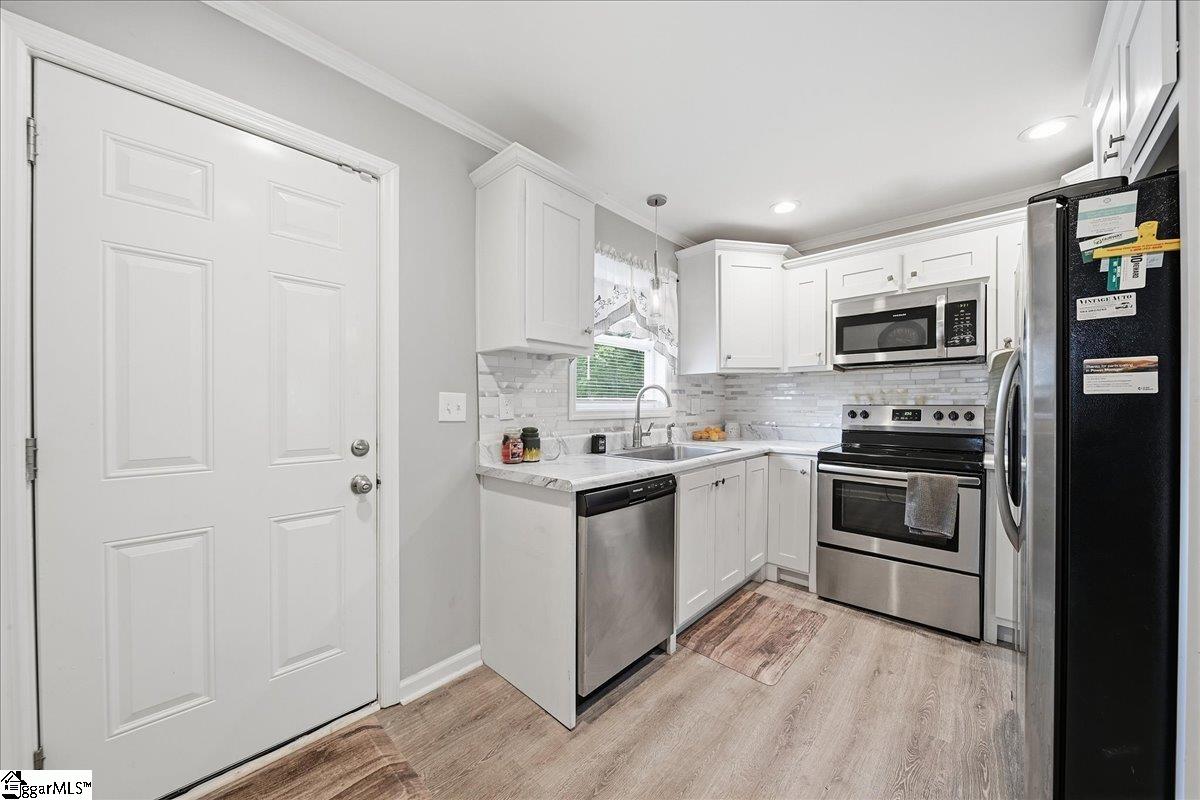 96 N Estate Drive Property Photo 8