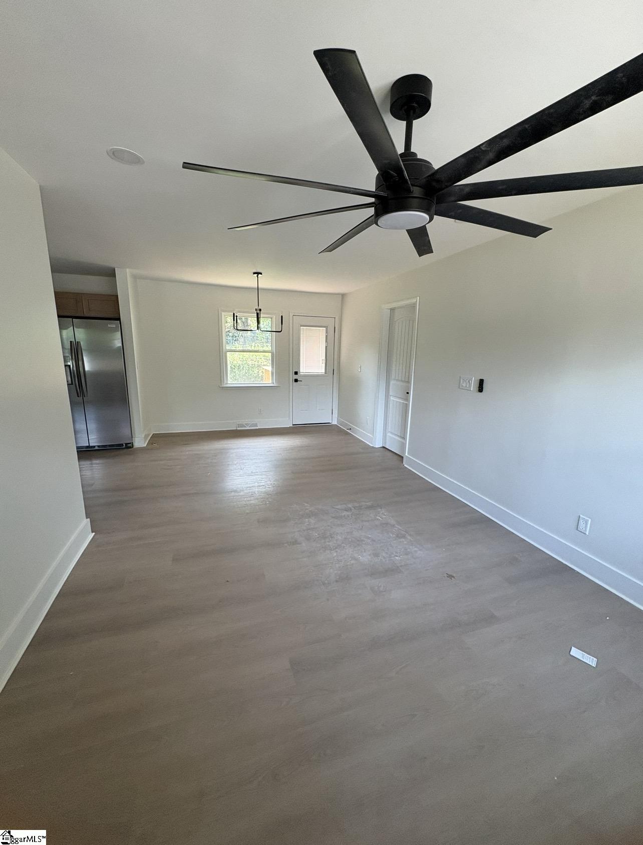 18 Brookview Drive Property Photo 2