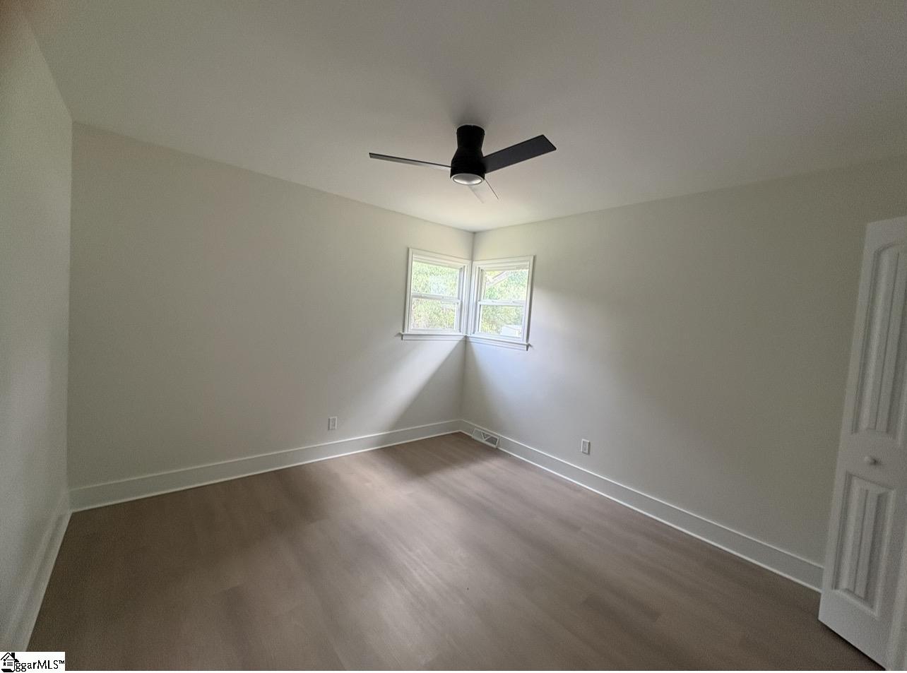 18 Brookview Drive Property Photo 5