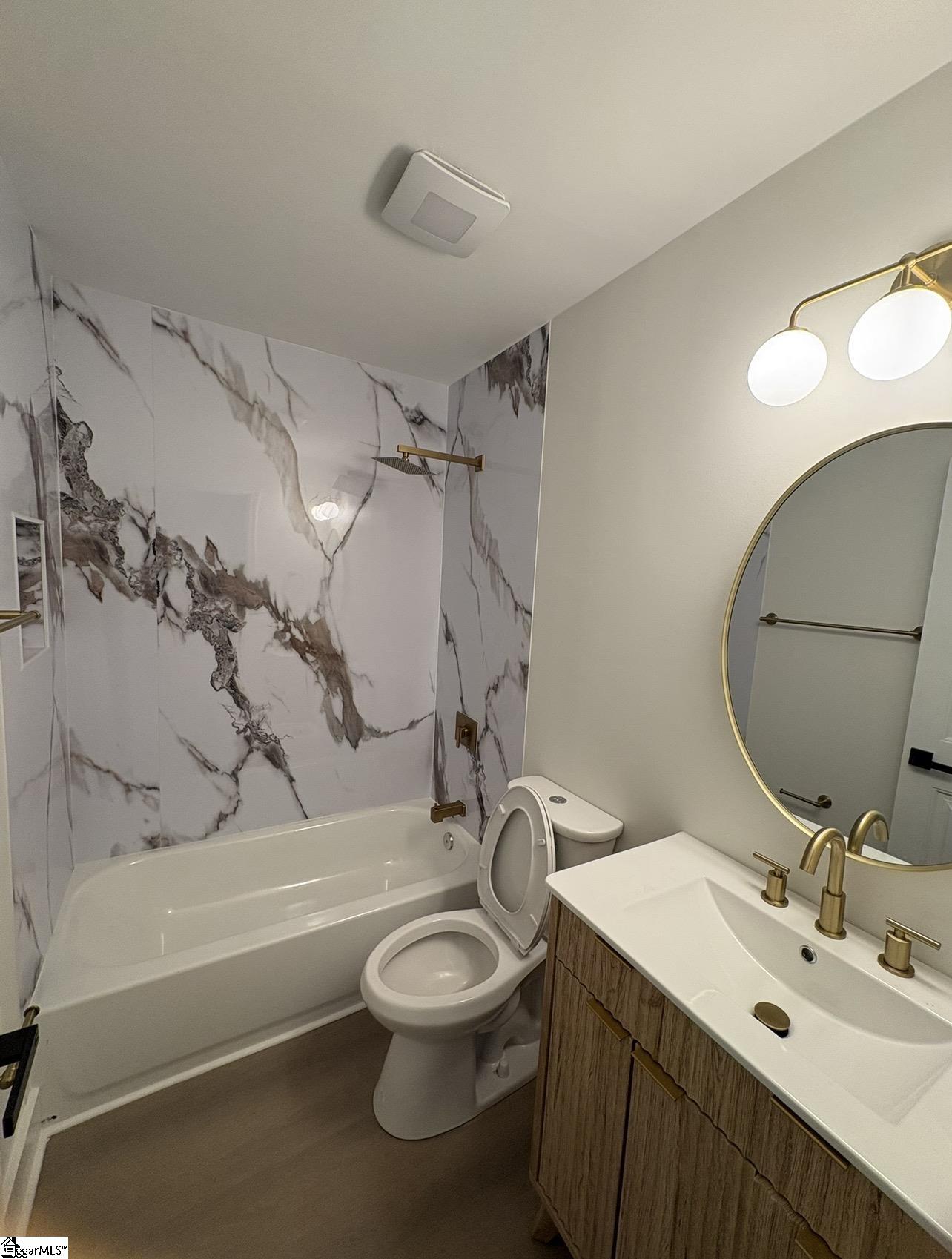 18 Brookview Drive Property Photo 8