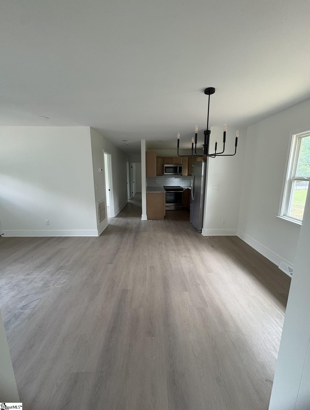 18 Brookview Drive Property Photo 9