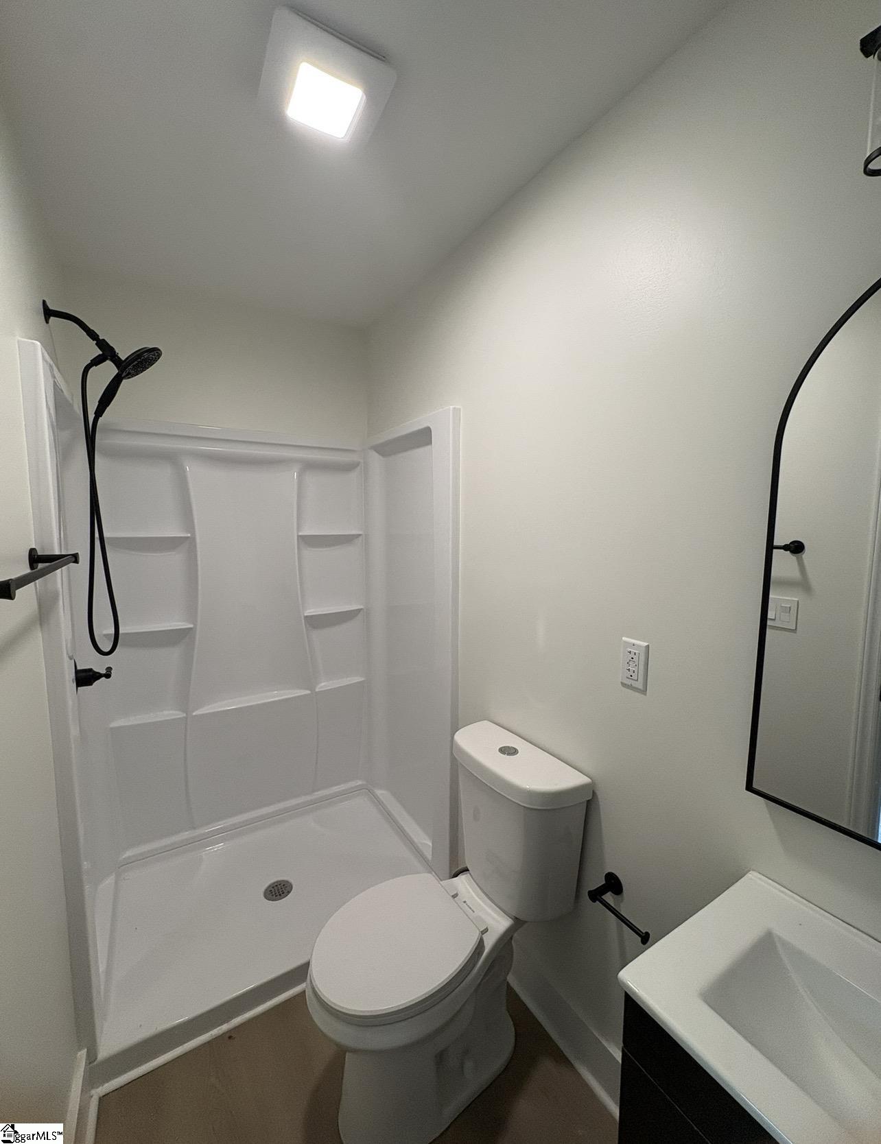 18 Brookview Drive Property Photo 10