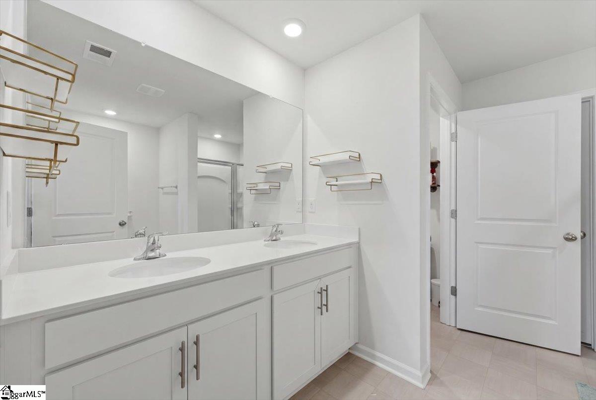 869 Colmore Trail Property Photo 18