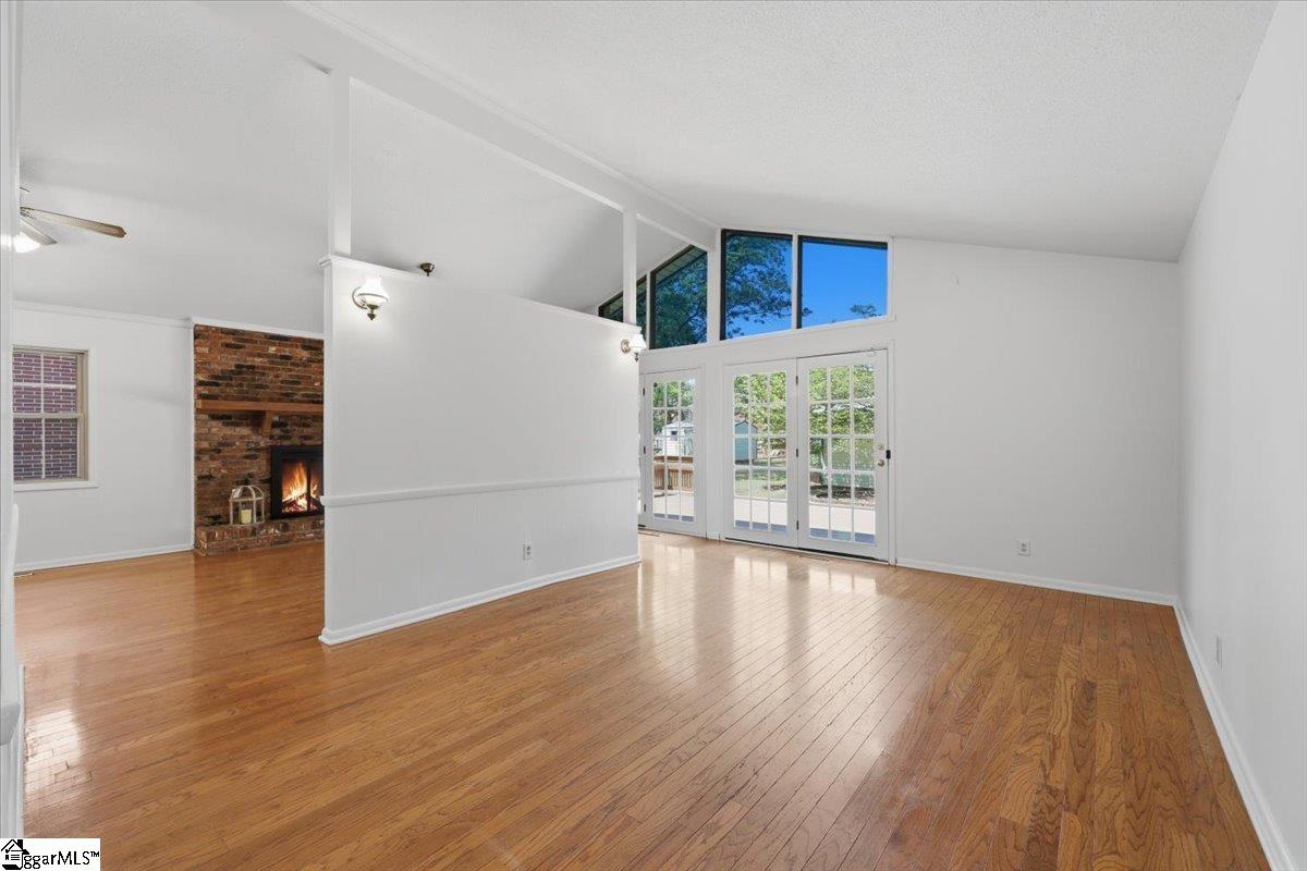 27 Cherrylane Drive Property Photo 6
