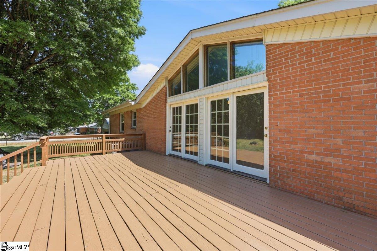 27 Cherrylane Drive Property Photo 32